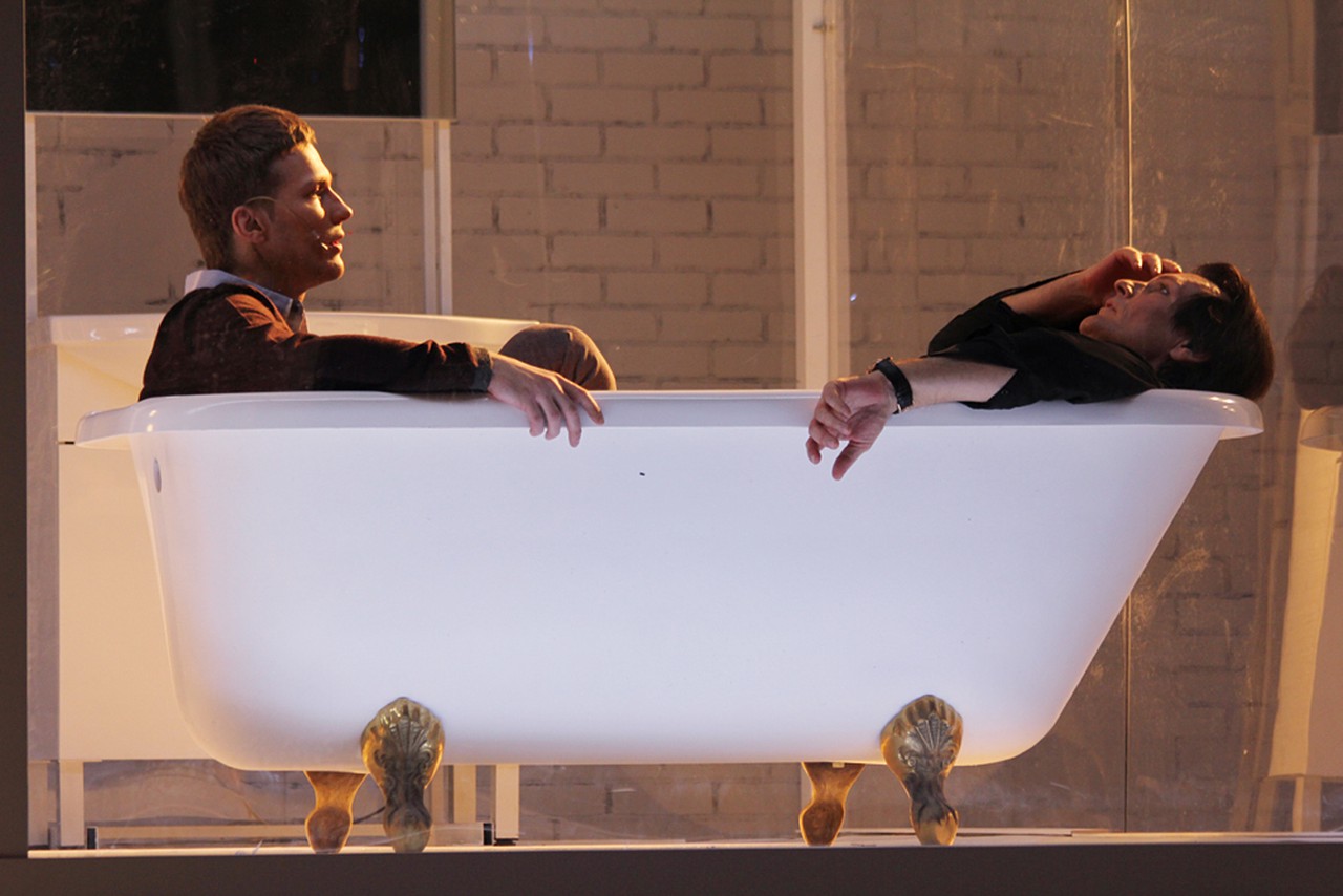 Голый Христос, кровь и секс: скандалы и шок на сцене Константина Богомолова 