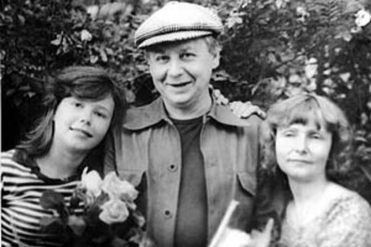 Папа гложет: почему старшая дочь Олега Табакова из-за обиды на отца стала затворницей