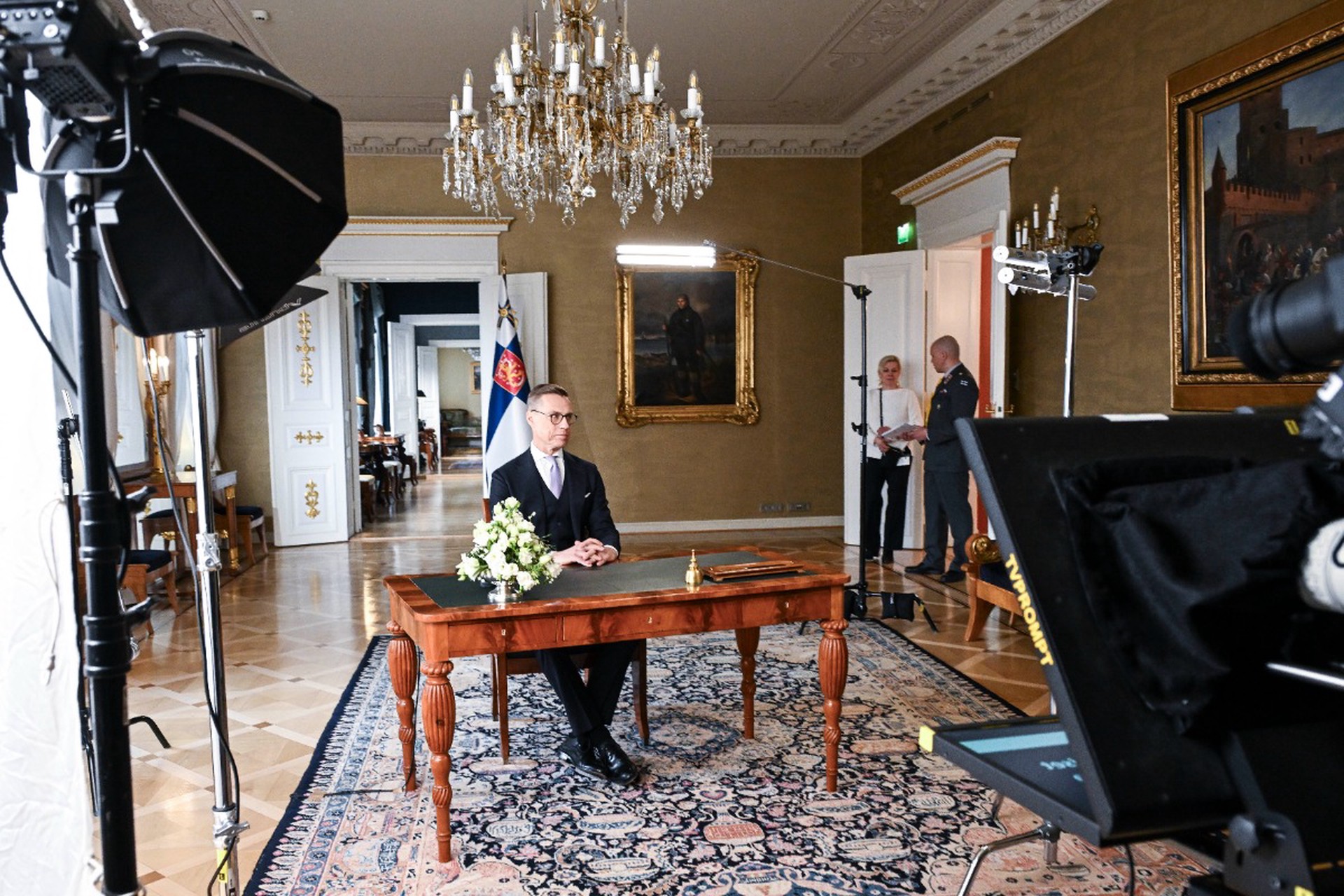 «Взял и ляпнул полупьяный»: политолог раскритиковал Стубба за слова об отношениях с Россией