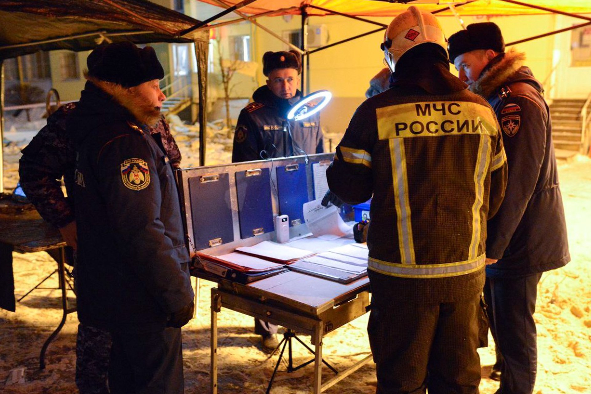 Обломки БПЛА попали в жилой дом в Твери: погиб человек