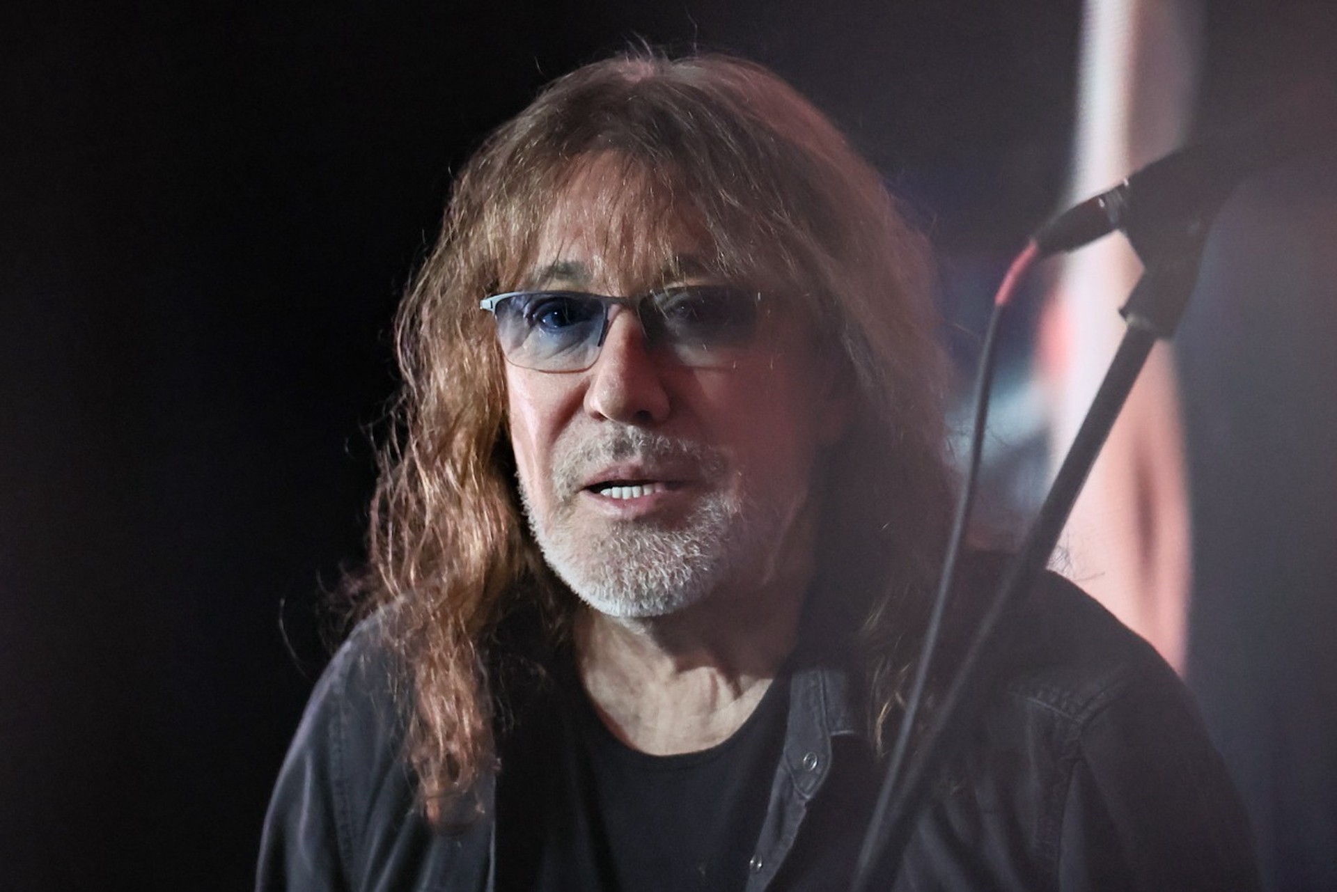 В команде Владимира Кузьмина раскрыли подробности о здоровье 70-летнего артиста