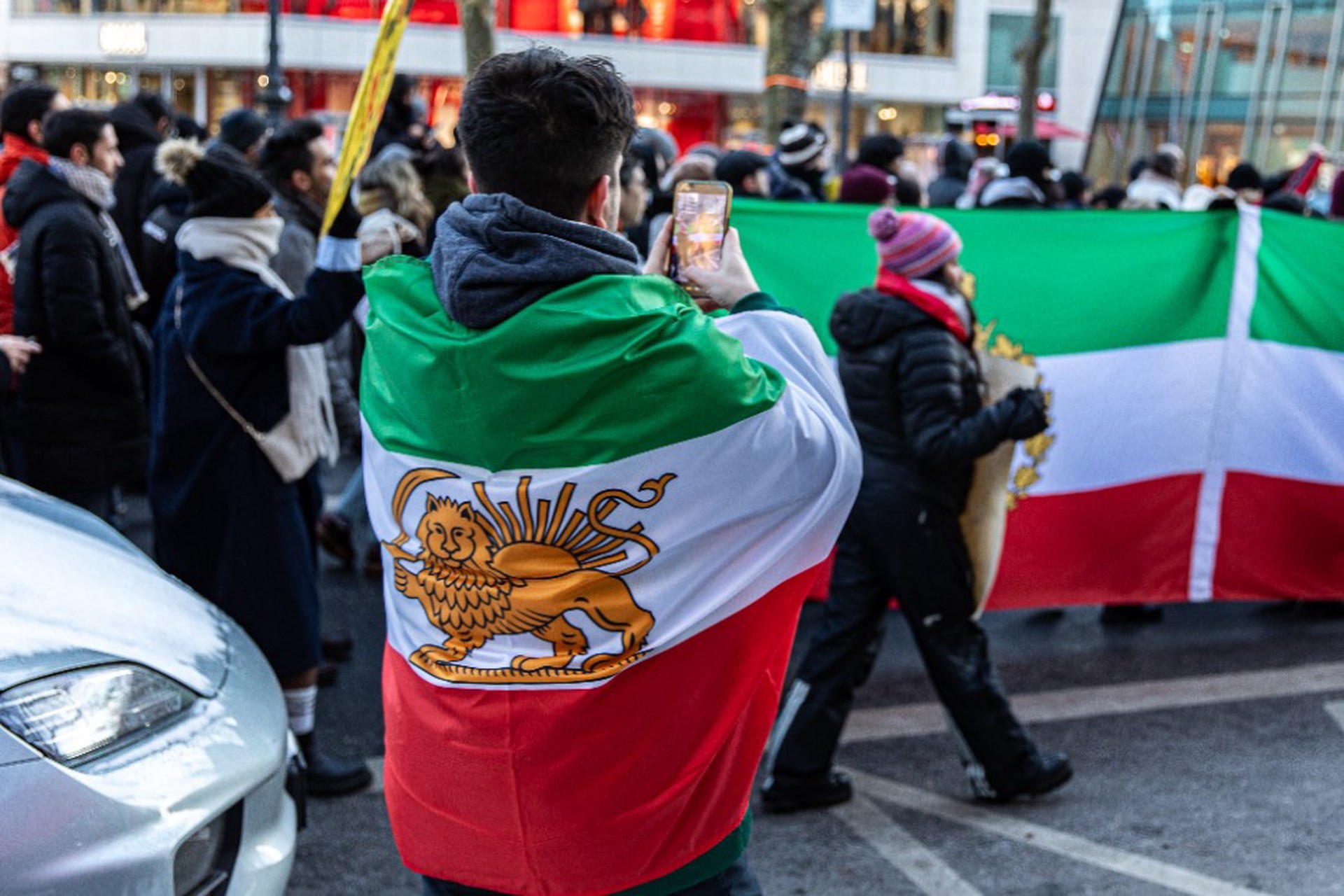 В Иране сообщили о гибели 25 правоохранителей