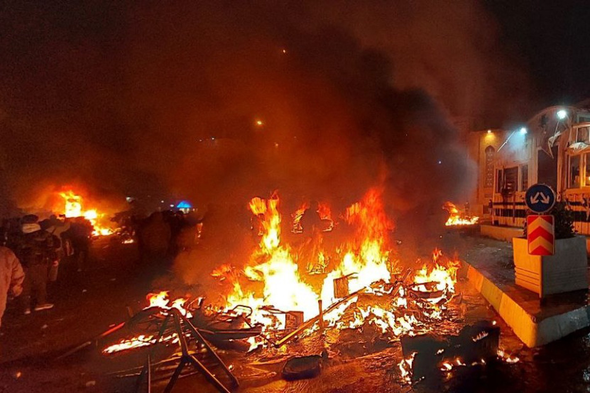 Бередит Тегеран: почему США и Израиль не могут не ударить по Ирану