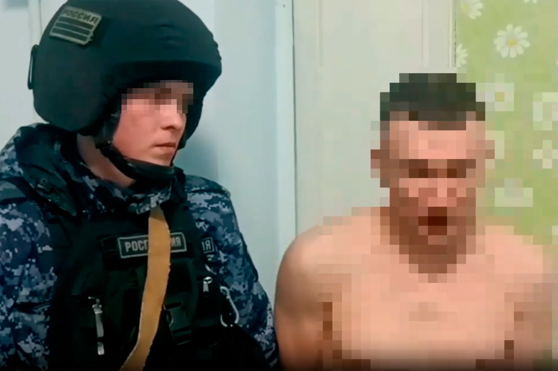 Полуголый мужчина проник в детский сад