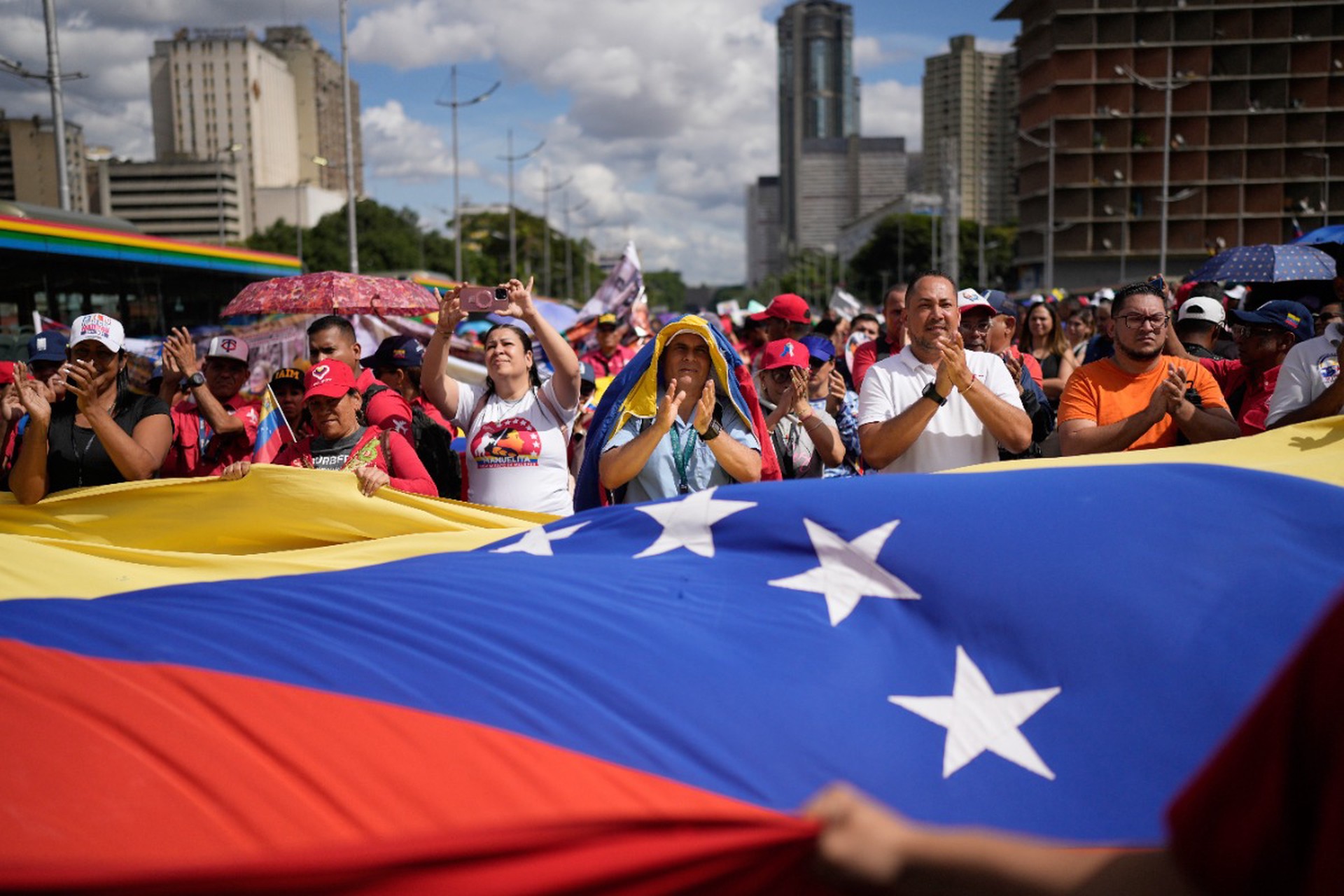 Венесуэльский парламентарий рассказал об актуальной обстановке в стране