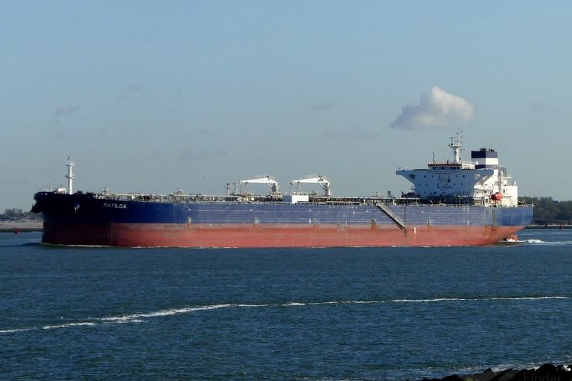 Украинские беспилотники ударили по танкеру Matilda у российского побережья