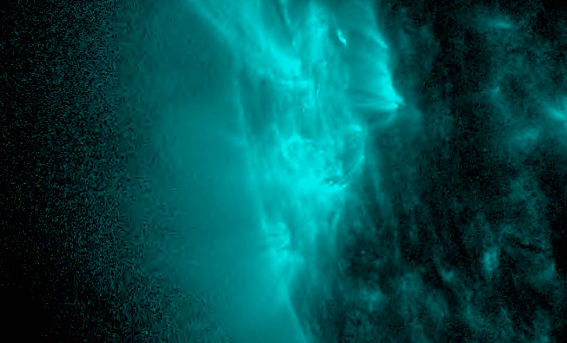 На Солнце произошла вторая мощная вспышка