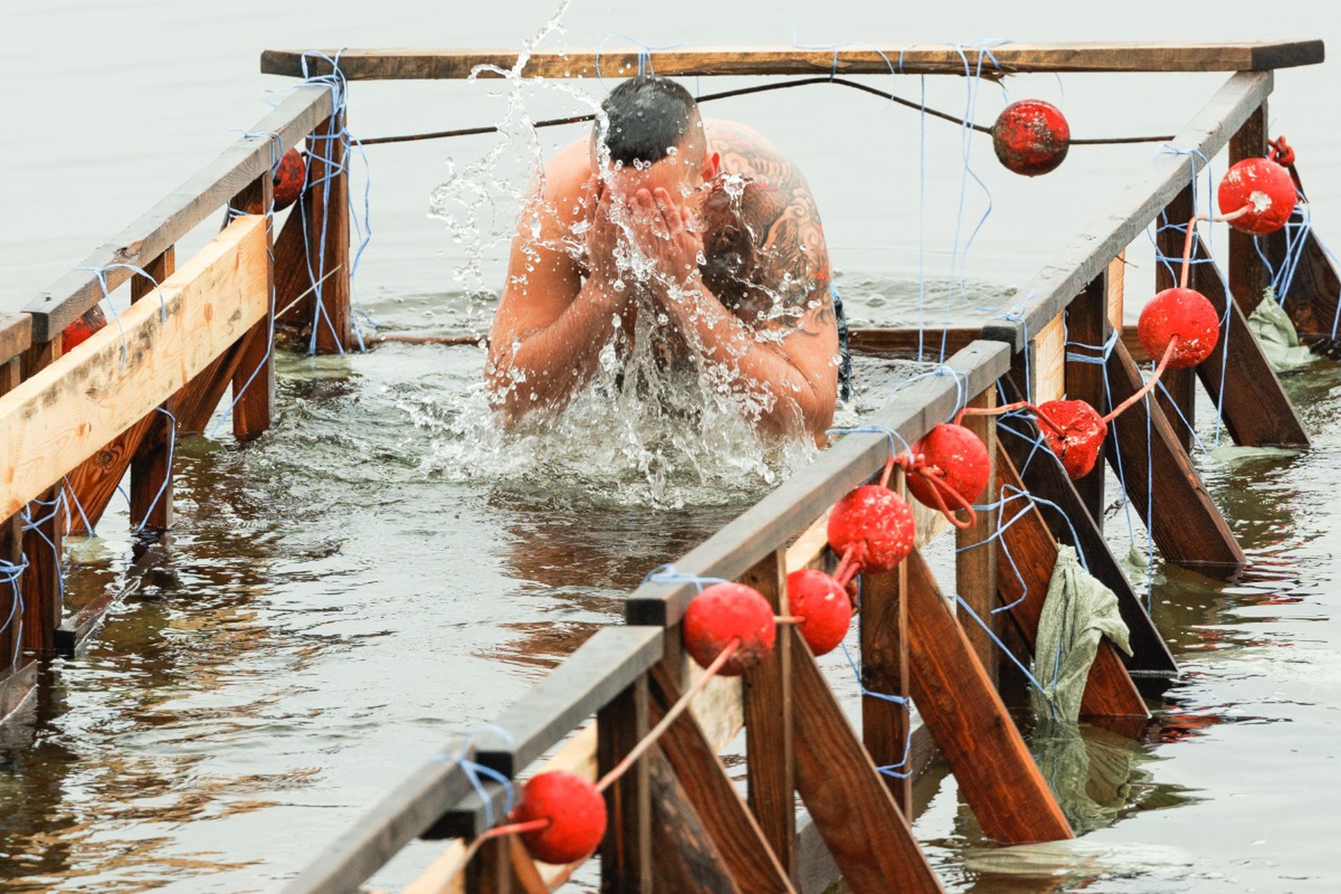 Врач предупредил о смертельной опасности погружения в прорубь