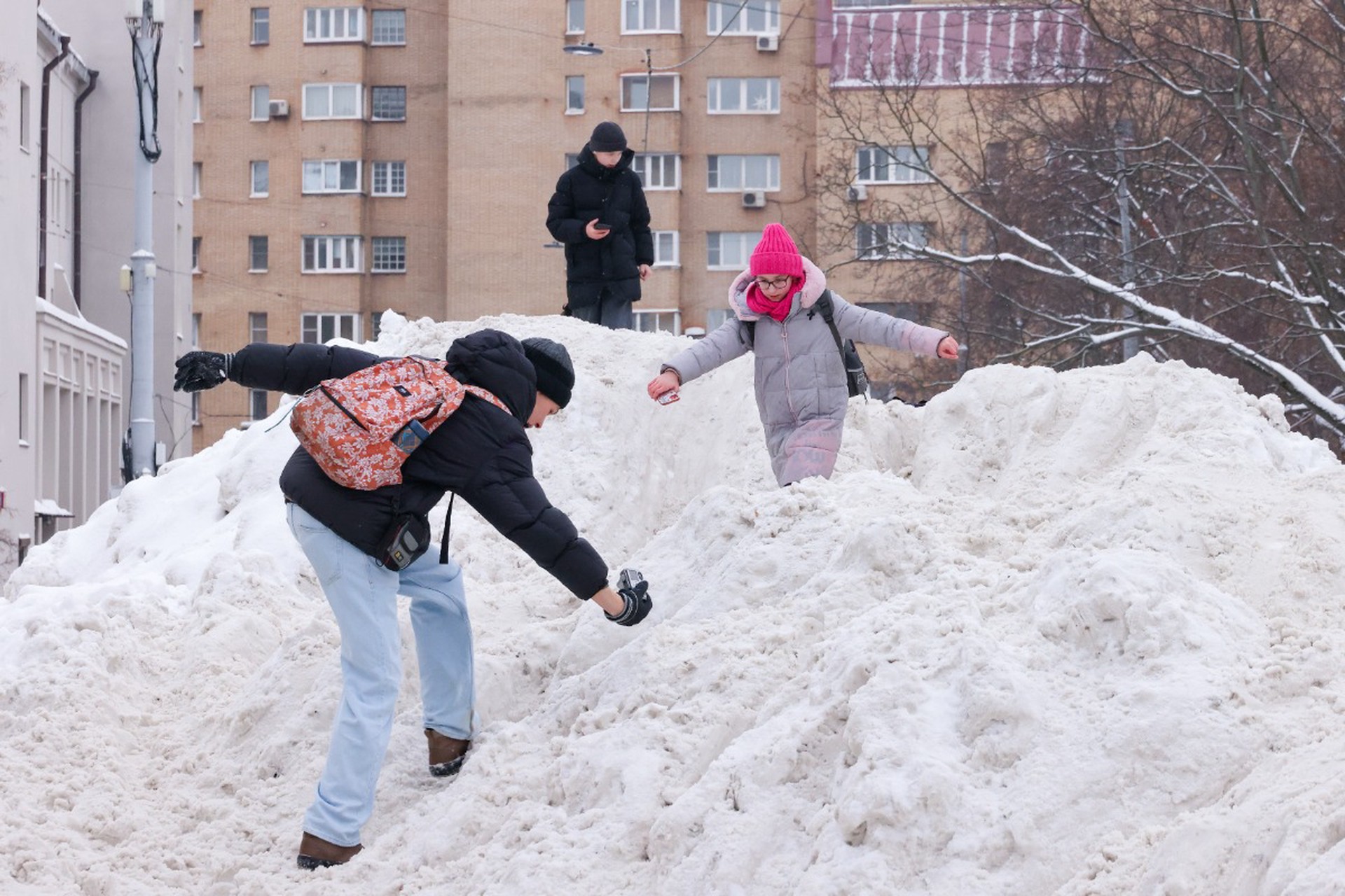 Жалобная фига: в чем подвох депутатского совета не наказывать УК за плохую уборку снега