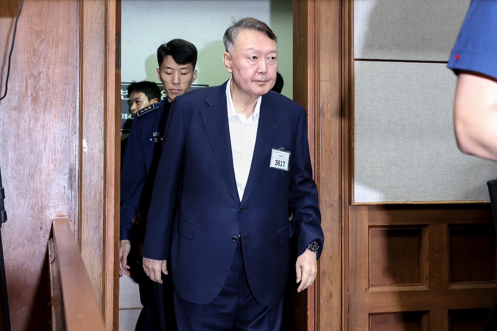 Экс-президент Южной Кореи получил срок за сопротивление аресту