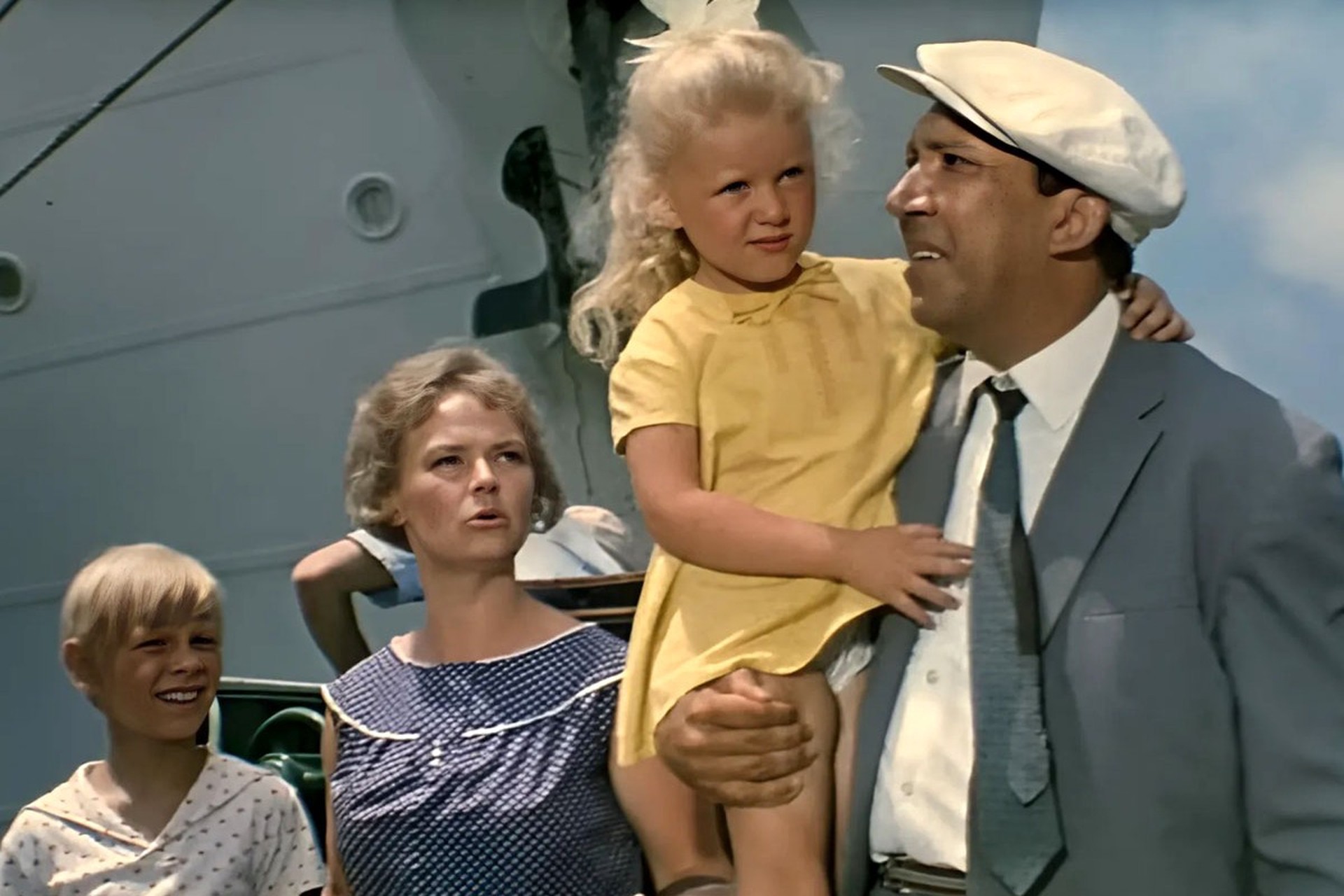 Наложило муки: почему харизматичная девочка из «Бриллиантовой руки» свела счеты с жизнью