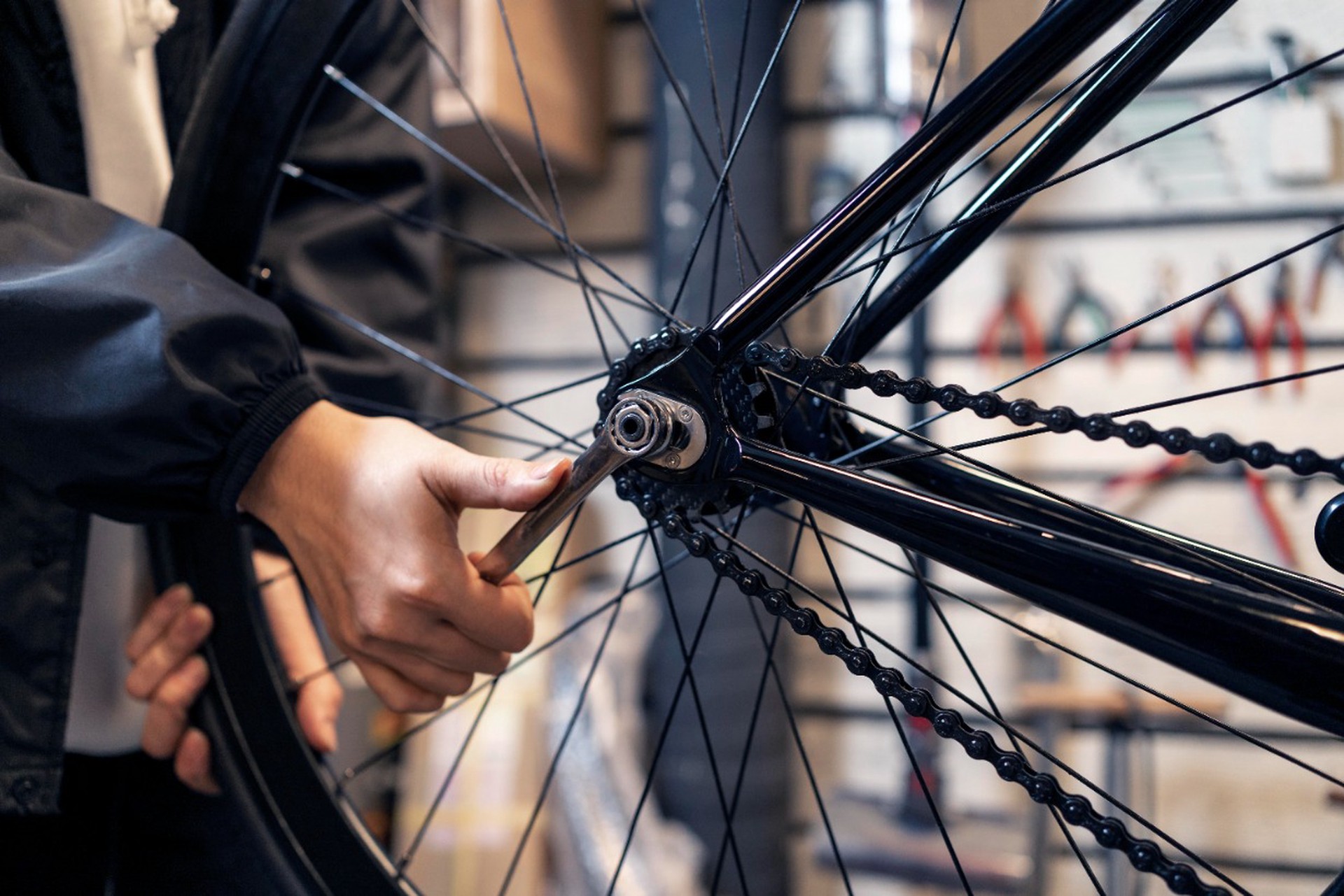 Девушка забила до смерти друга из-за велосипеда