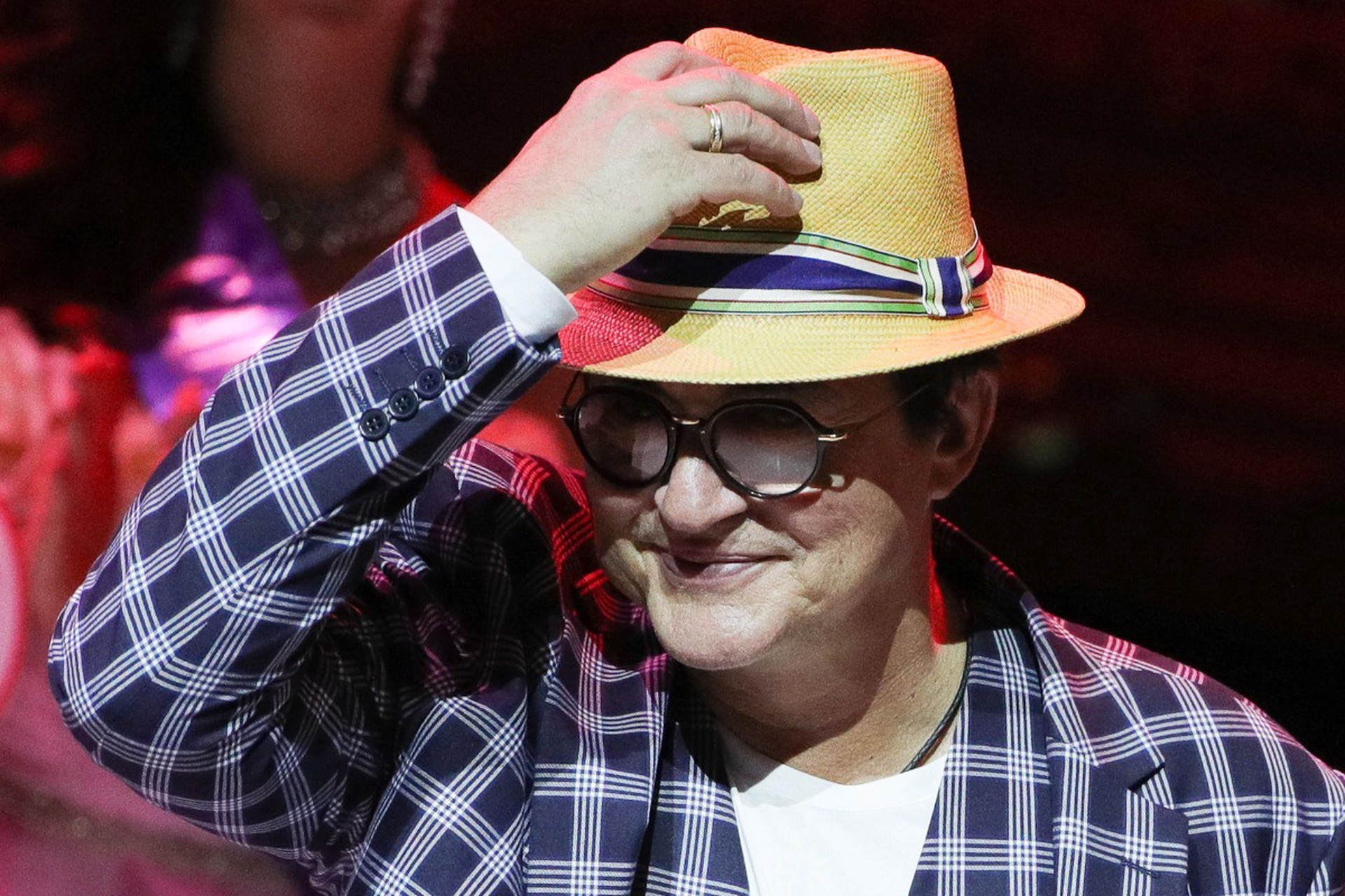 «Долго зарабатывать не получится»: спевшему о секс-скандале Диброву вынесли неутешительный вердикт