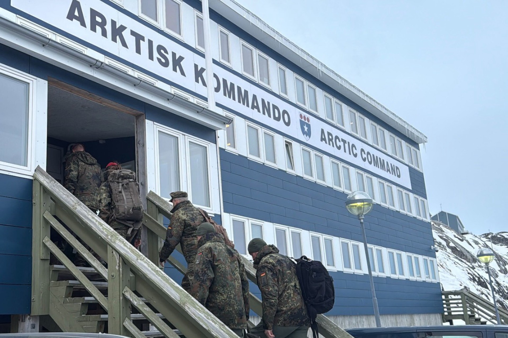 Германия внезапно отозвала военных из Гренландии