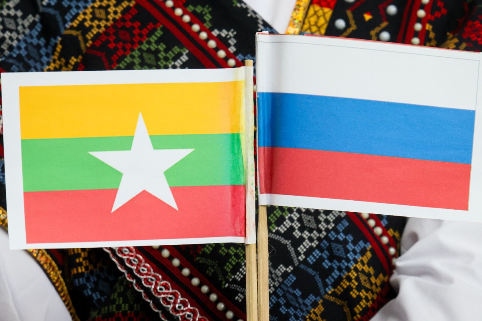 Россия и Мьянма перейдут на безвизовый режим