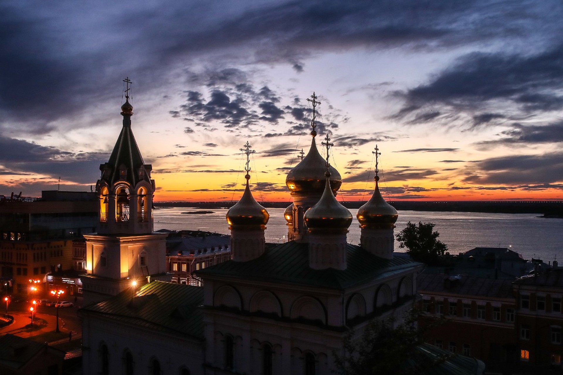 Столицу закатов определили в России 