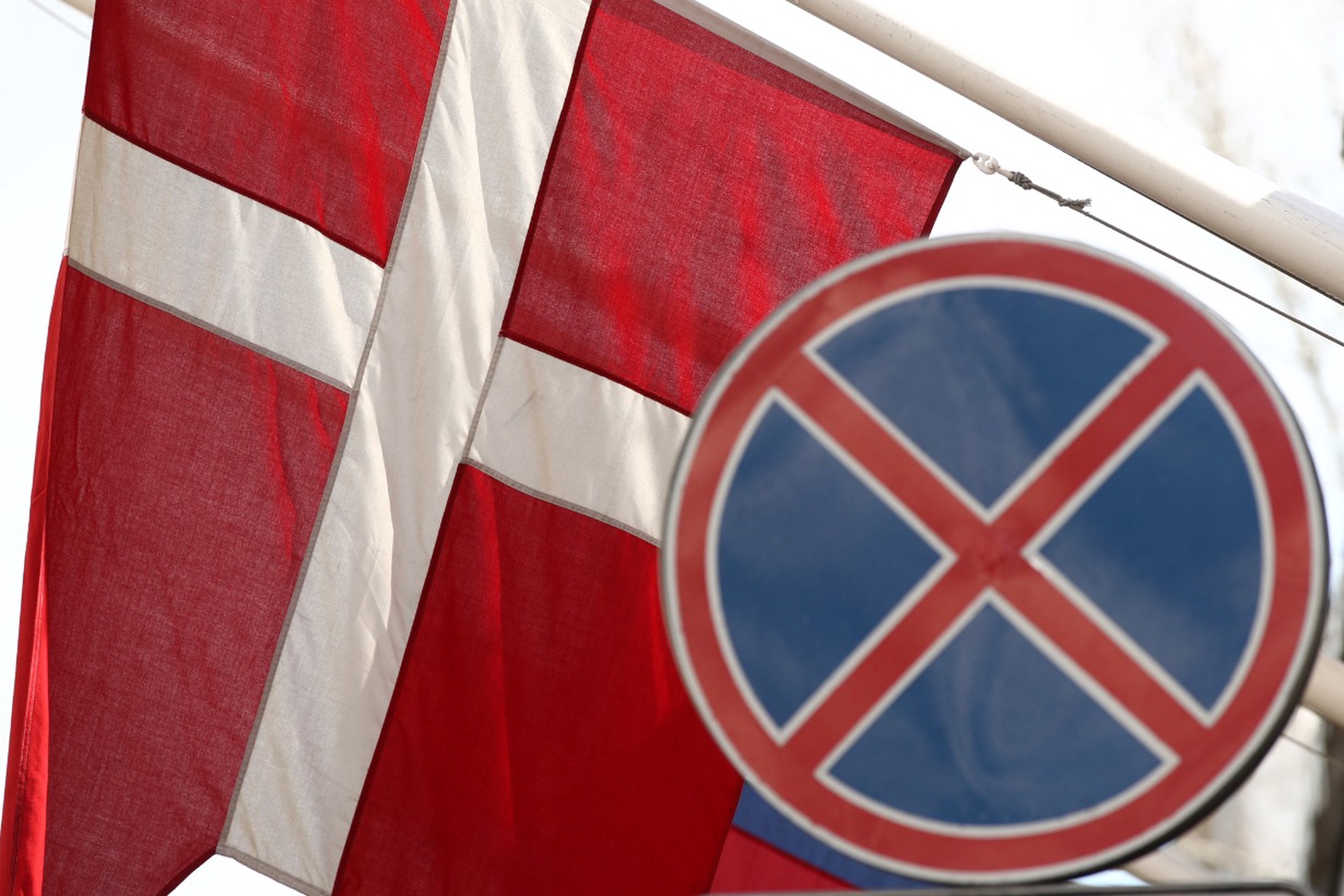 Земли российского посольства грозятся забрать в европейской стране