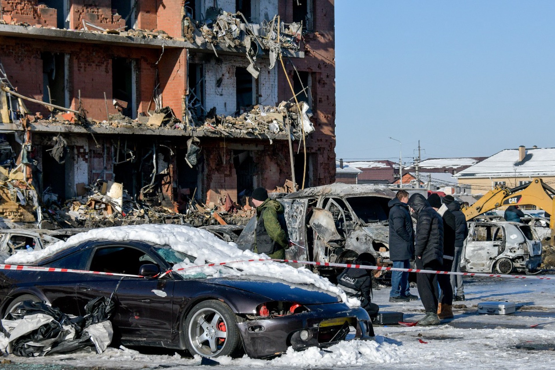 Части человеческого тела найдены на месте теракта ВСУ в Новой Адыгее