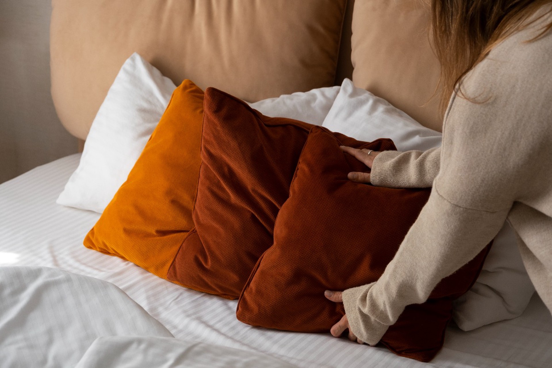 Почему не нужно заправлять постель по утрам, рассказал врач