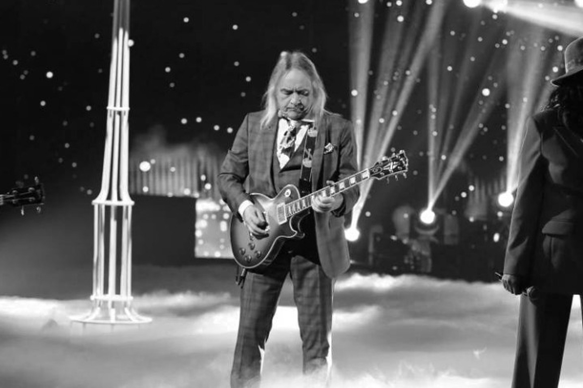 Умер бывший гитарист «Любэ» Юрий Рыманов