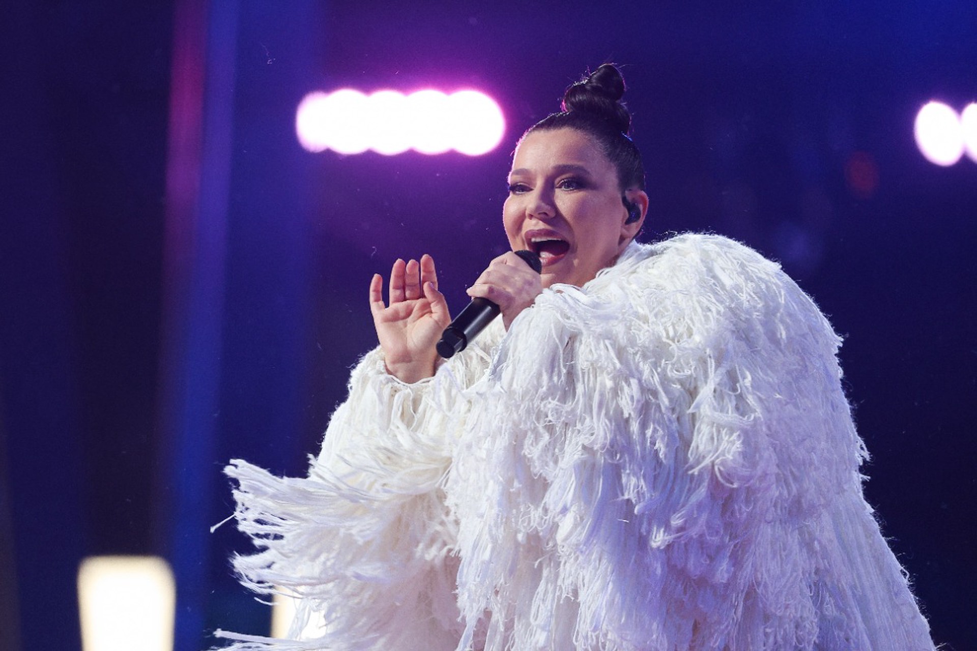 Известная певица получила российское гражданство