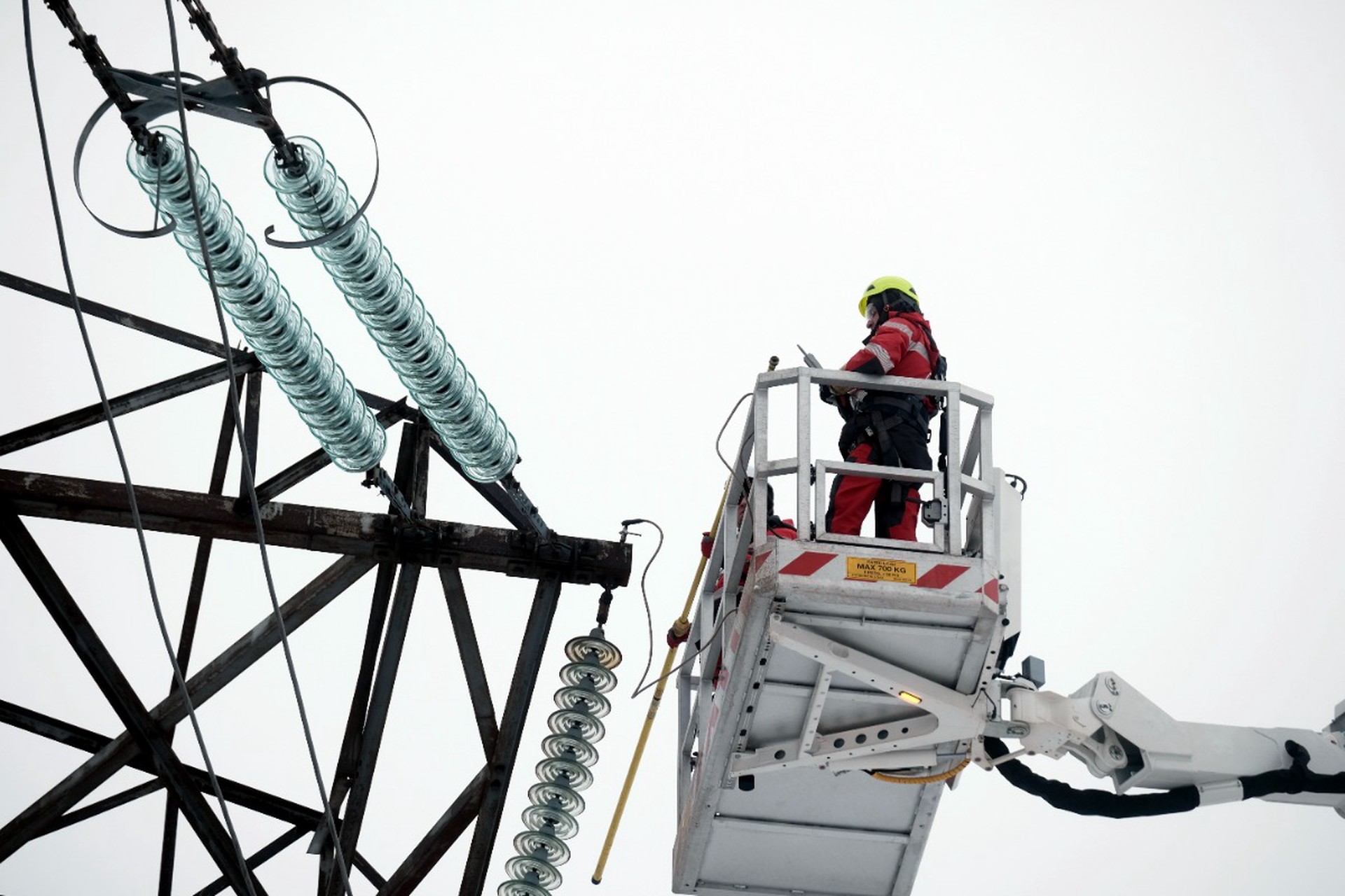 Свет вернулся в Мурманск и Североморск