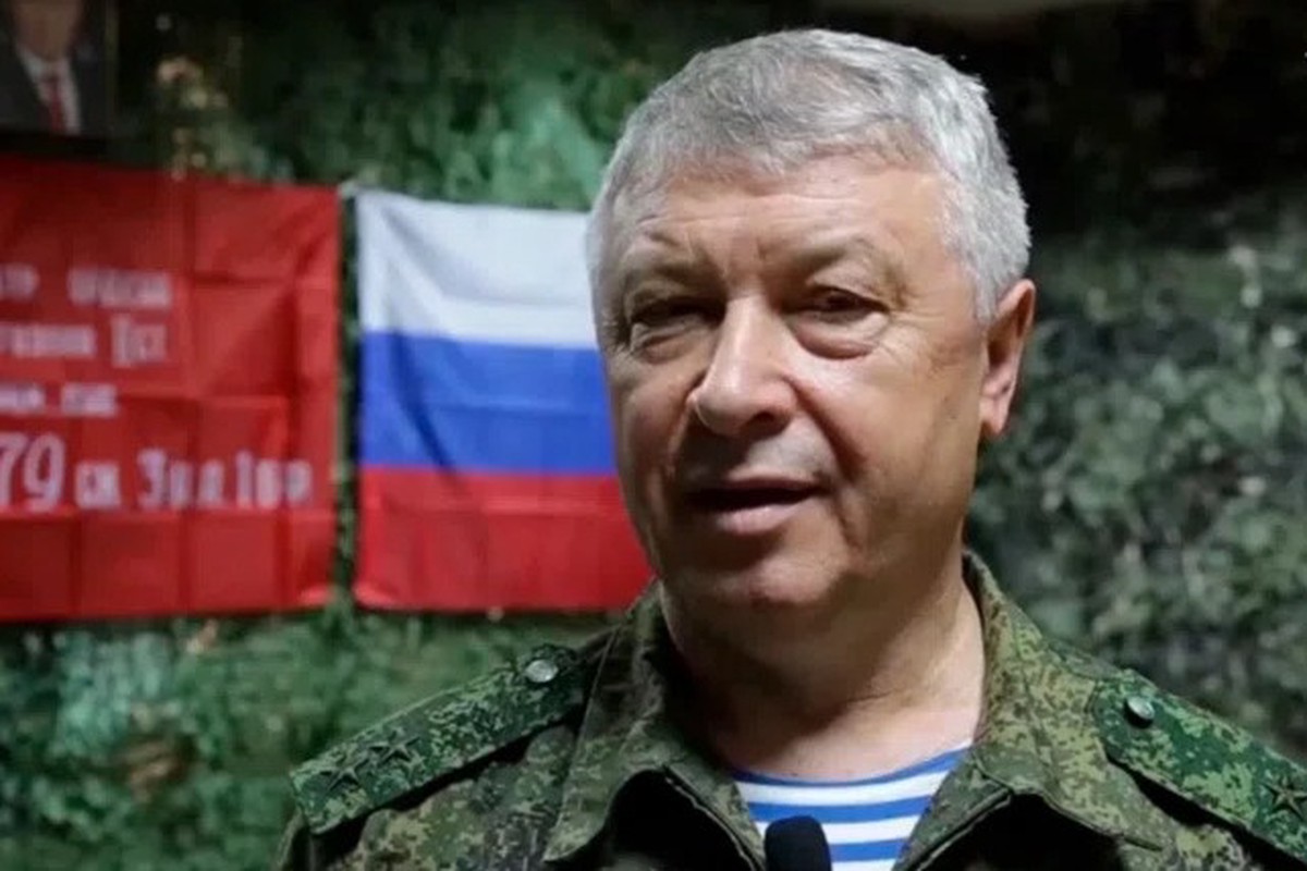 Генерал-лейтенант Алексеев остается в тяжелом состоянии