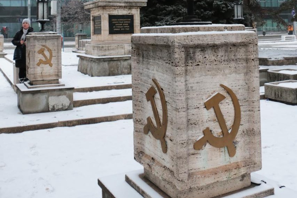 Уголовное наказание за порчу советских мемориалов ввели в одной европейской стране