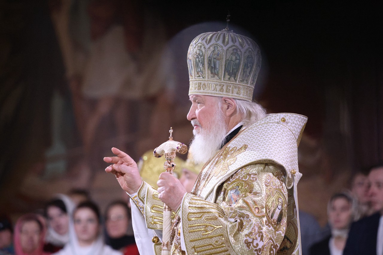 Снежный Армагеддон в Москве, осел-участник СВО, прощание с утонувшим в Босфоре россиянином: главные события января в объективе «Абзаца»