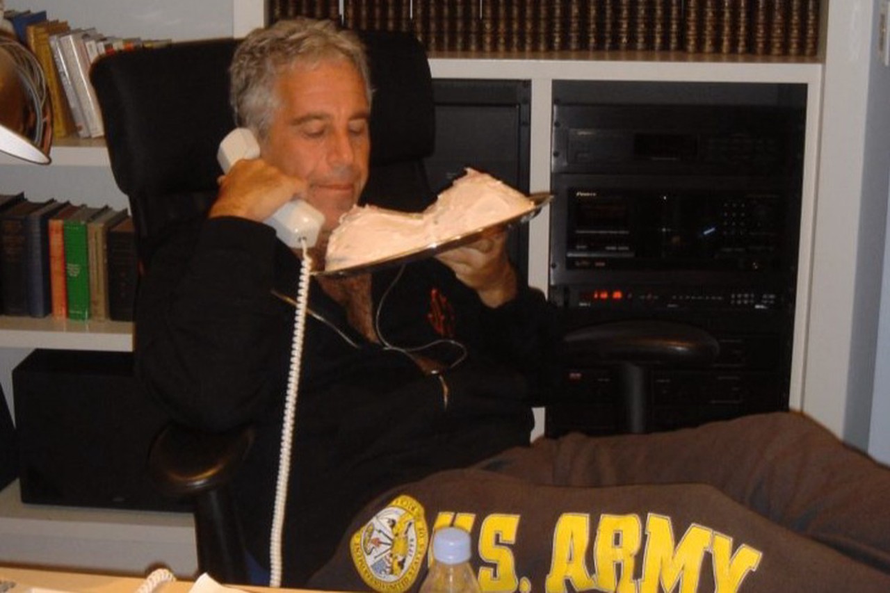 Порок сознания: почему среди богатых и знаменитых так много извращенцев