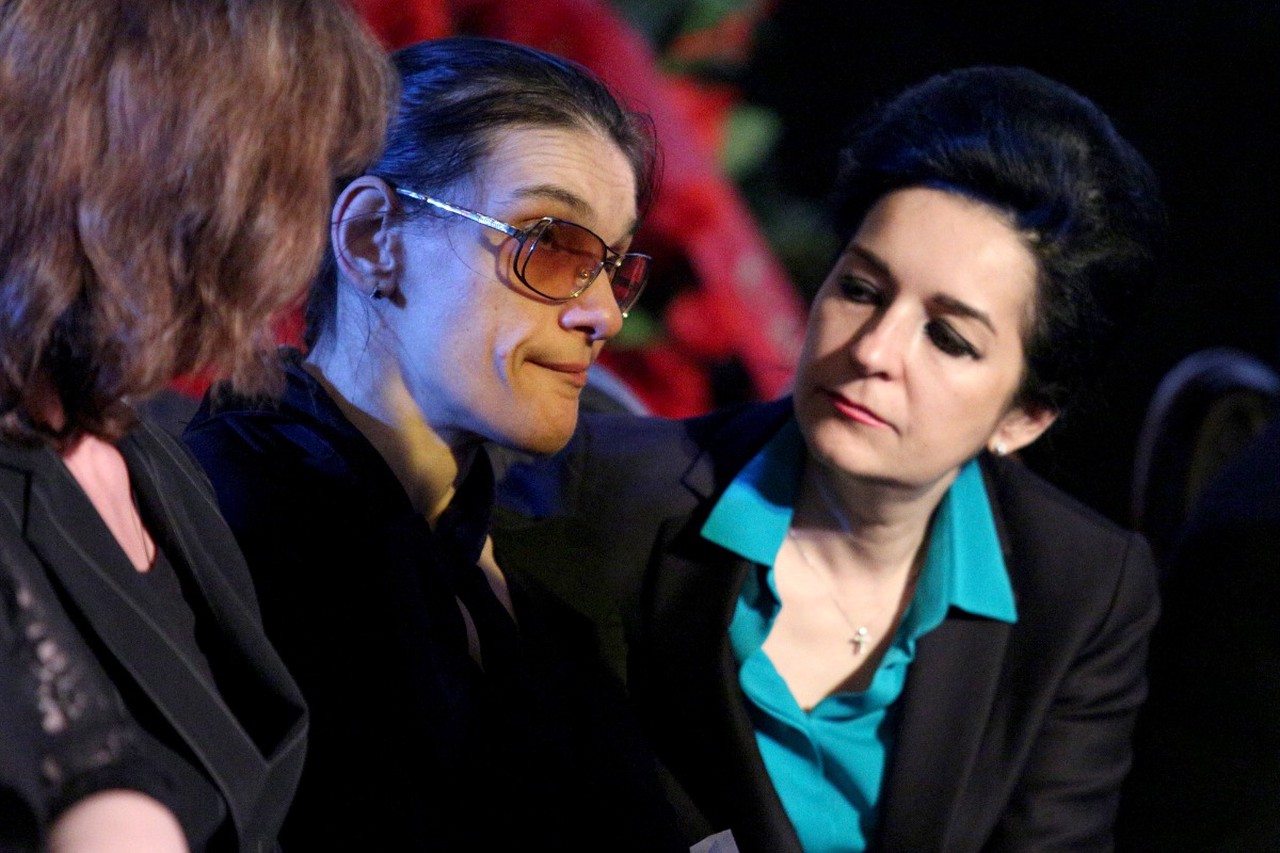 Туманное завещание: кому достанется наследство Баталова после смерти Леонтенко