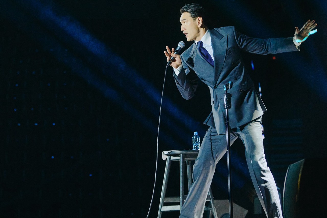 Прошлогодний смех: как скандалы привели к краху Нурлана Сабурова