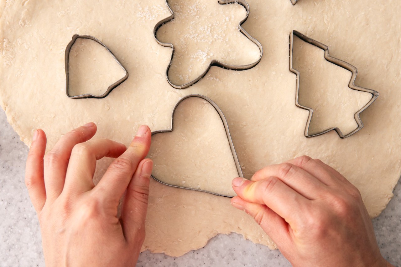 Выпечка к чаю: быстрый рецепт медовых пряников без муки