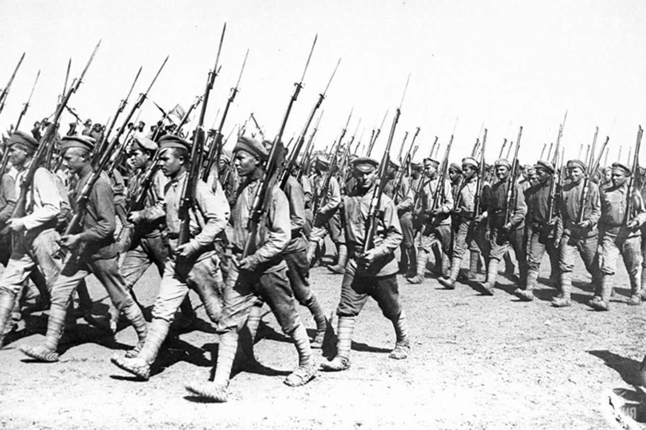 День защитника Отечества: история и современность праздника