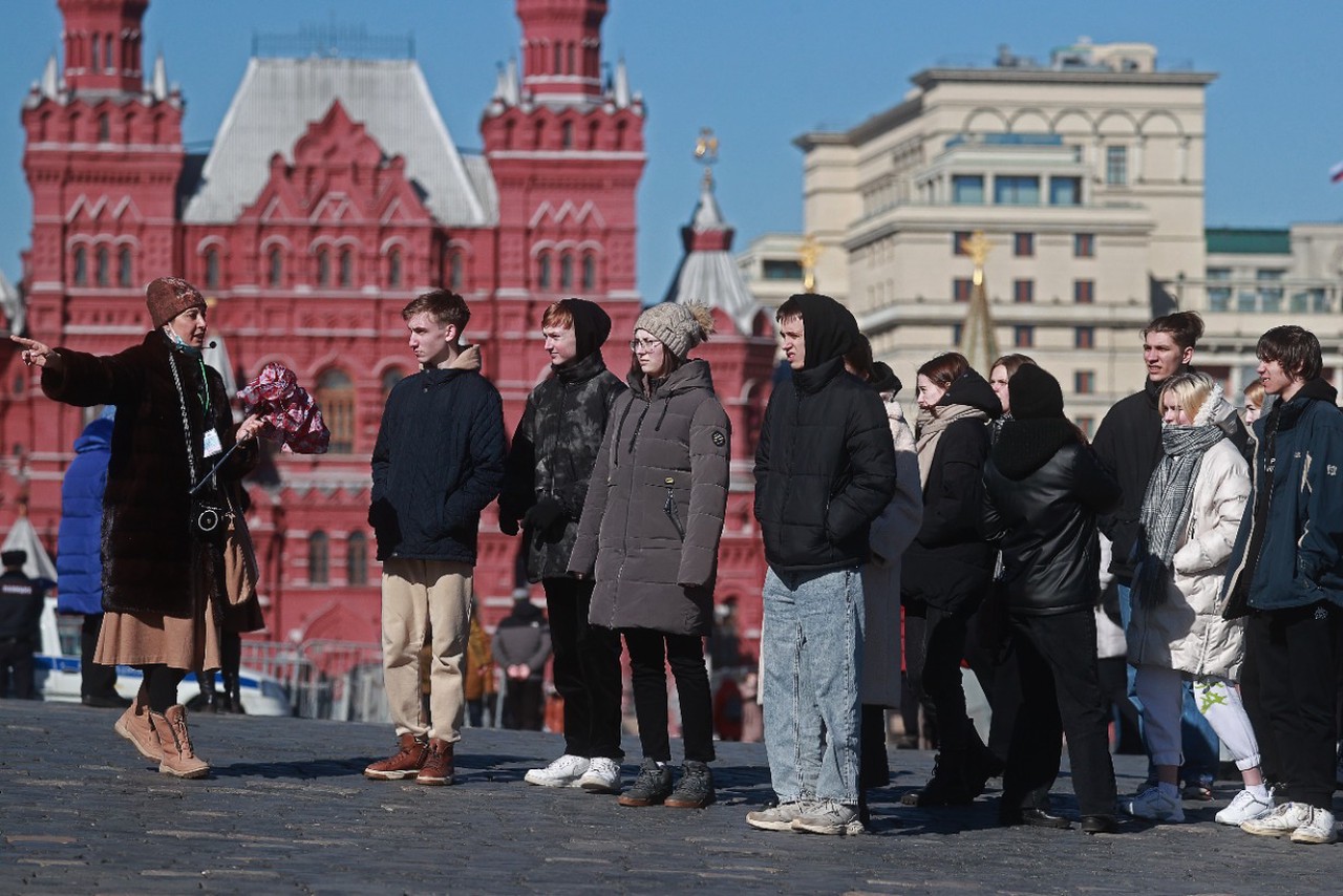 День экскурсовода – 2026: как выбрать идеальную экскурсию по Москве и не пожалеть