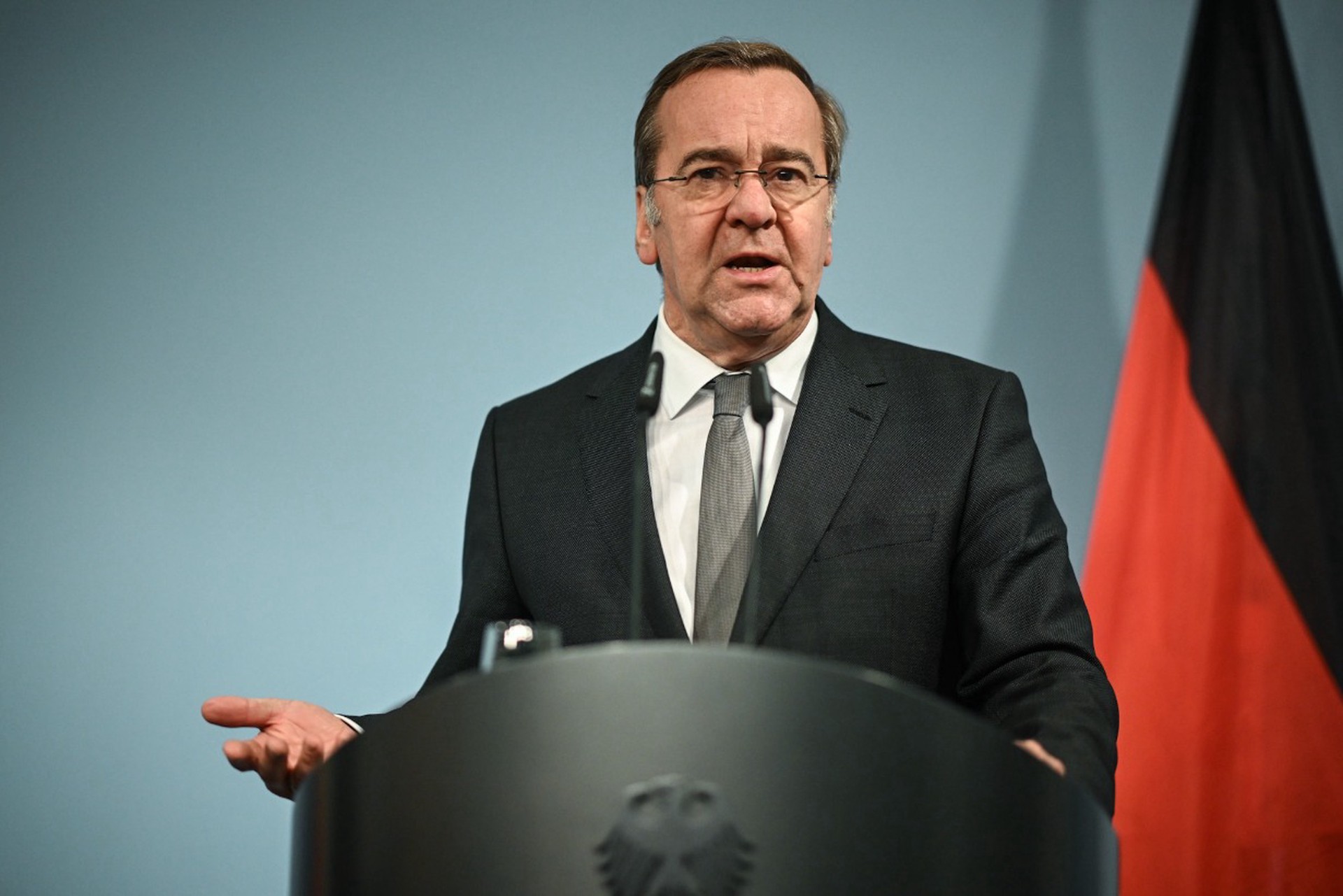 Так закалялось стадо: почему европейская риторика скатилась до «задниц» и хрюканий