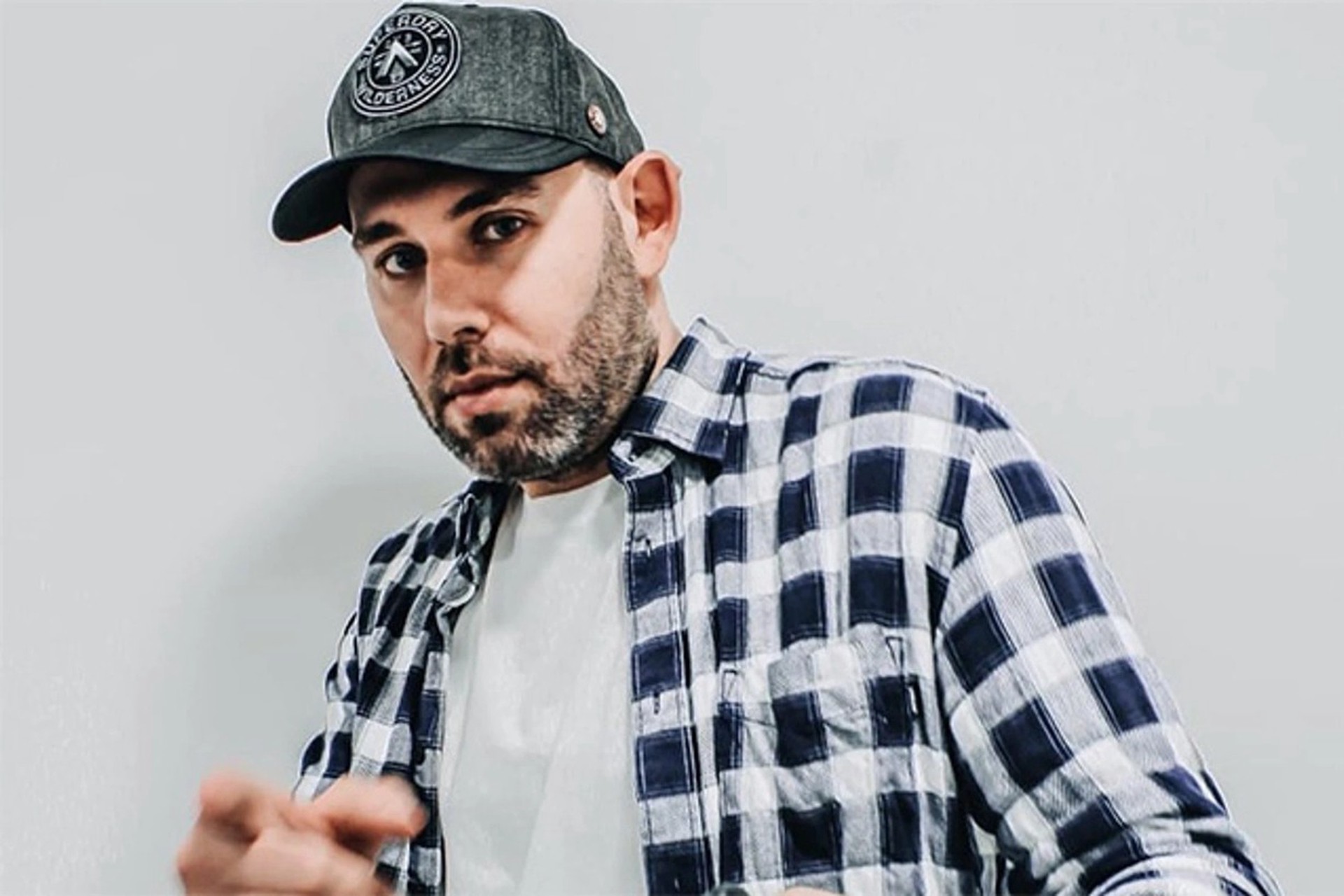 Погоревший на продажах билетов Слепаков* хочет заработать миллионы в США и Канаде