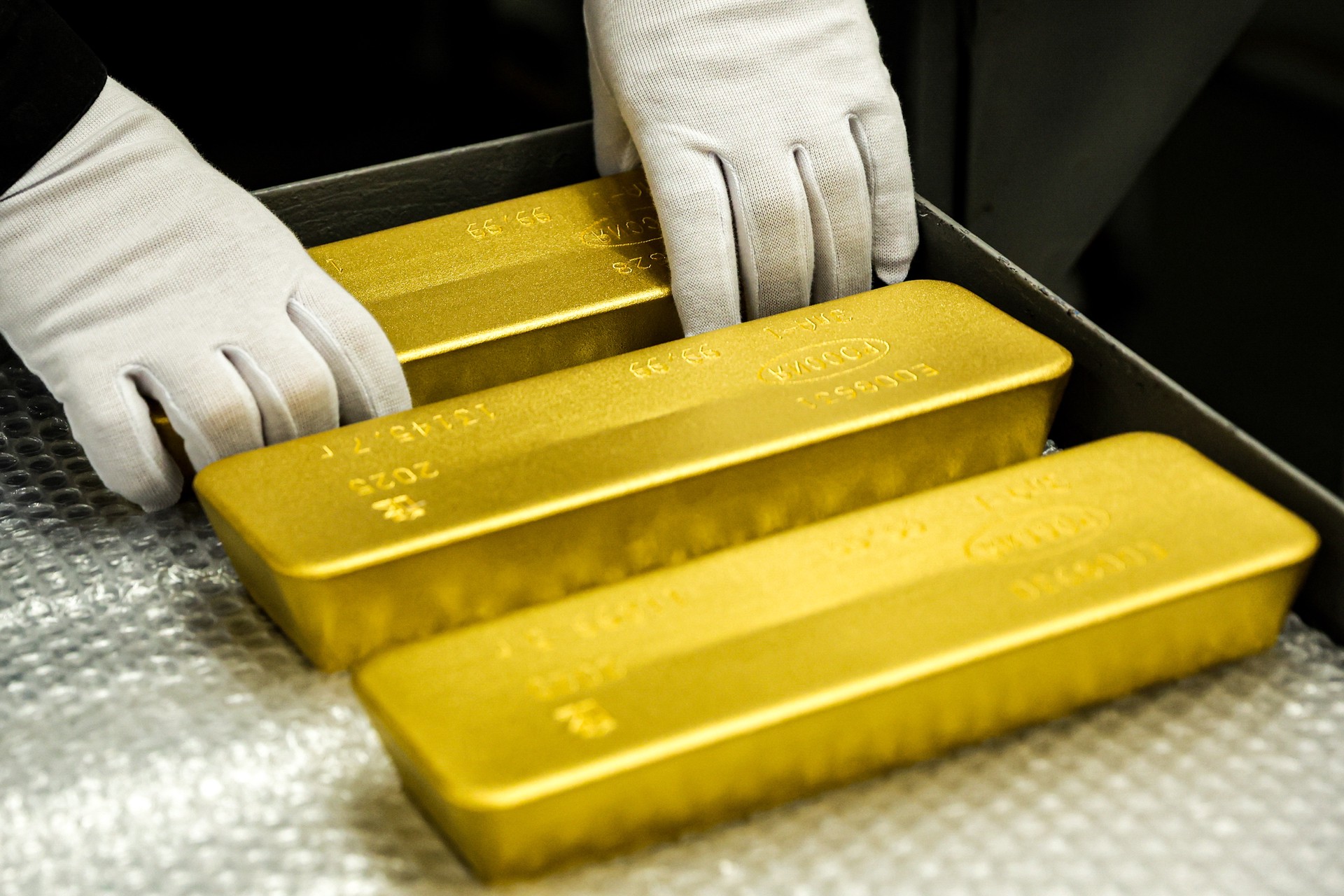 Россия готовит серьезные ограничения на вывоз денег и золота