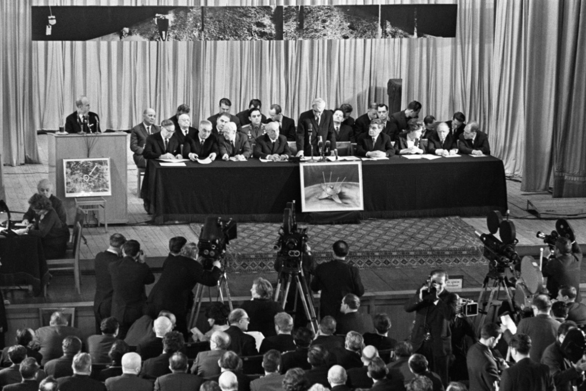 Путь на спутник: к чему привела первая мягкая посадка на Луне советской станции