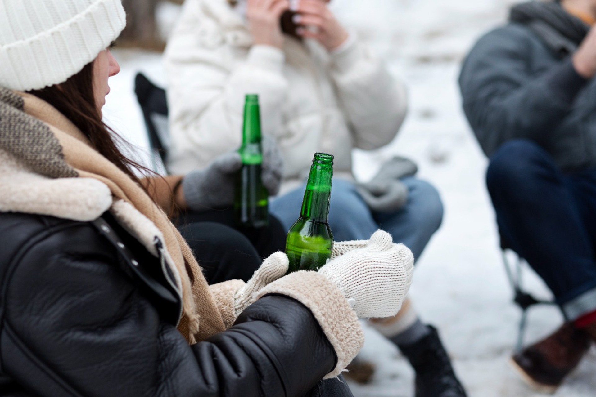 Россиян предупредили о последствиях распития алкоголя на морозе