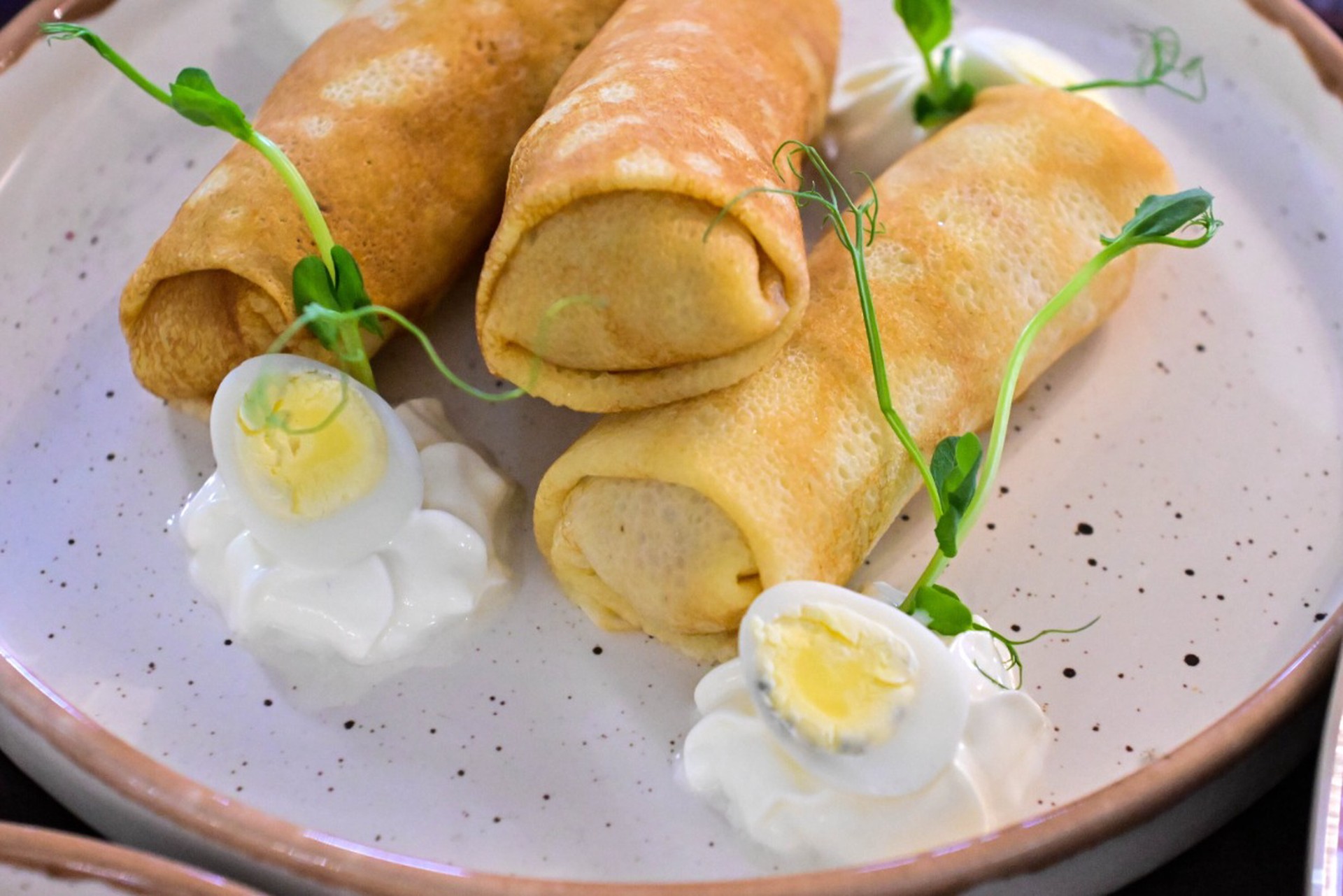 Нутрициолог предупредила об опасности сочетания нескольких начинок для блинов