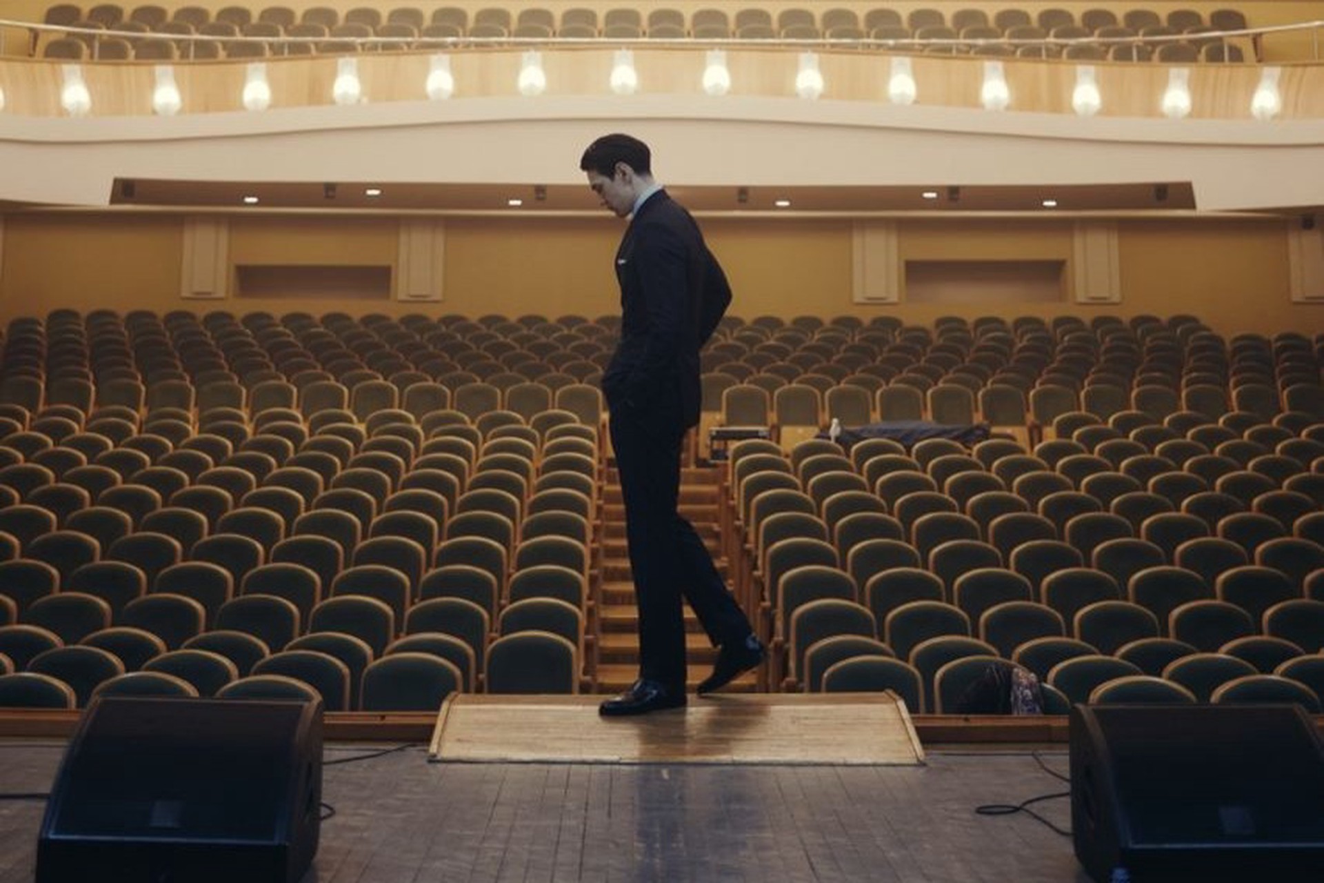 Двойка по истории: Сабуров не получил ВНЖ из-за проваленного теста