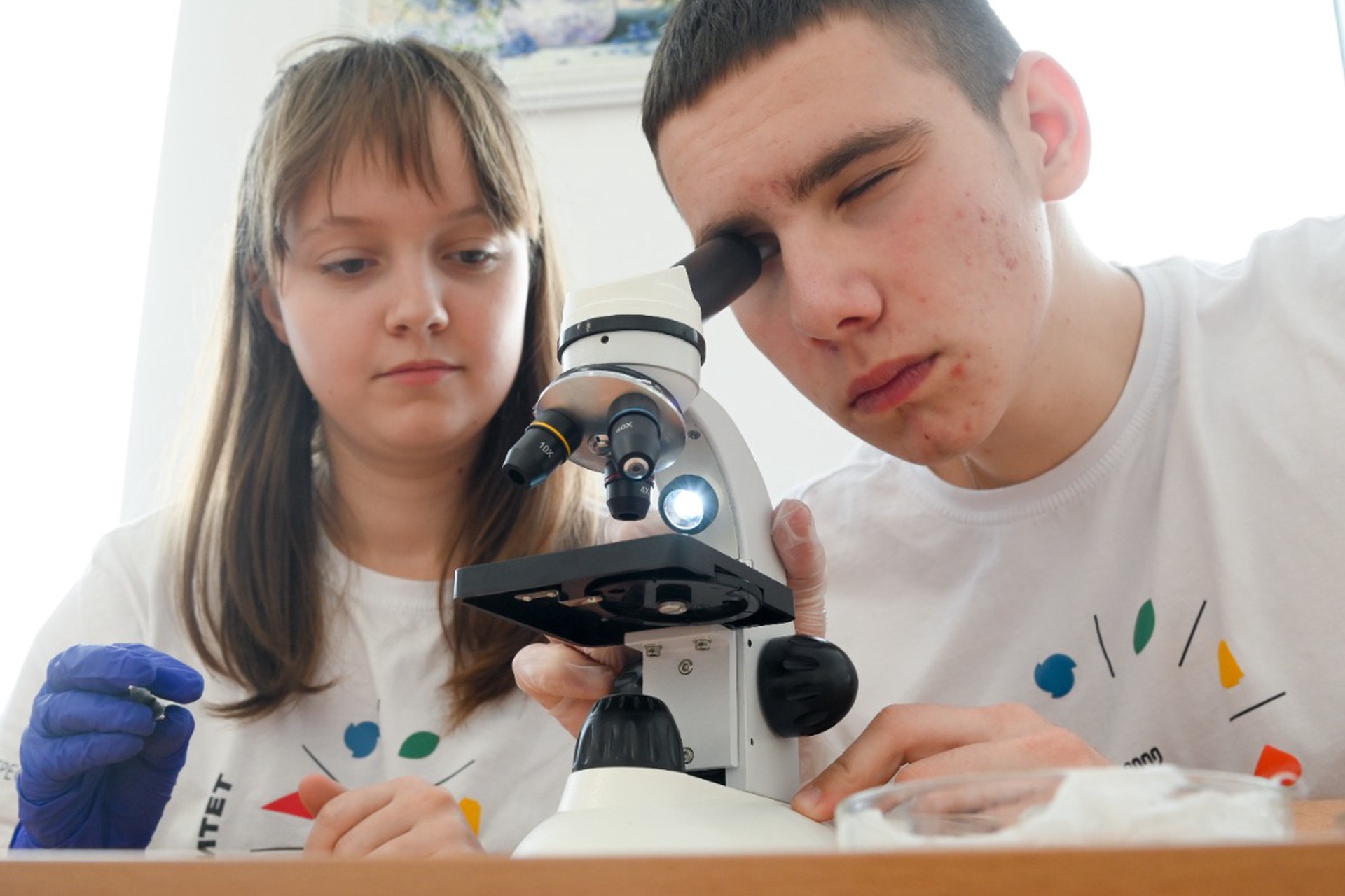 Все больше российских девятиклассников выбирают колледжи вместо школы