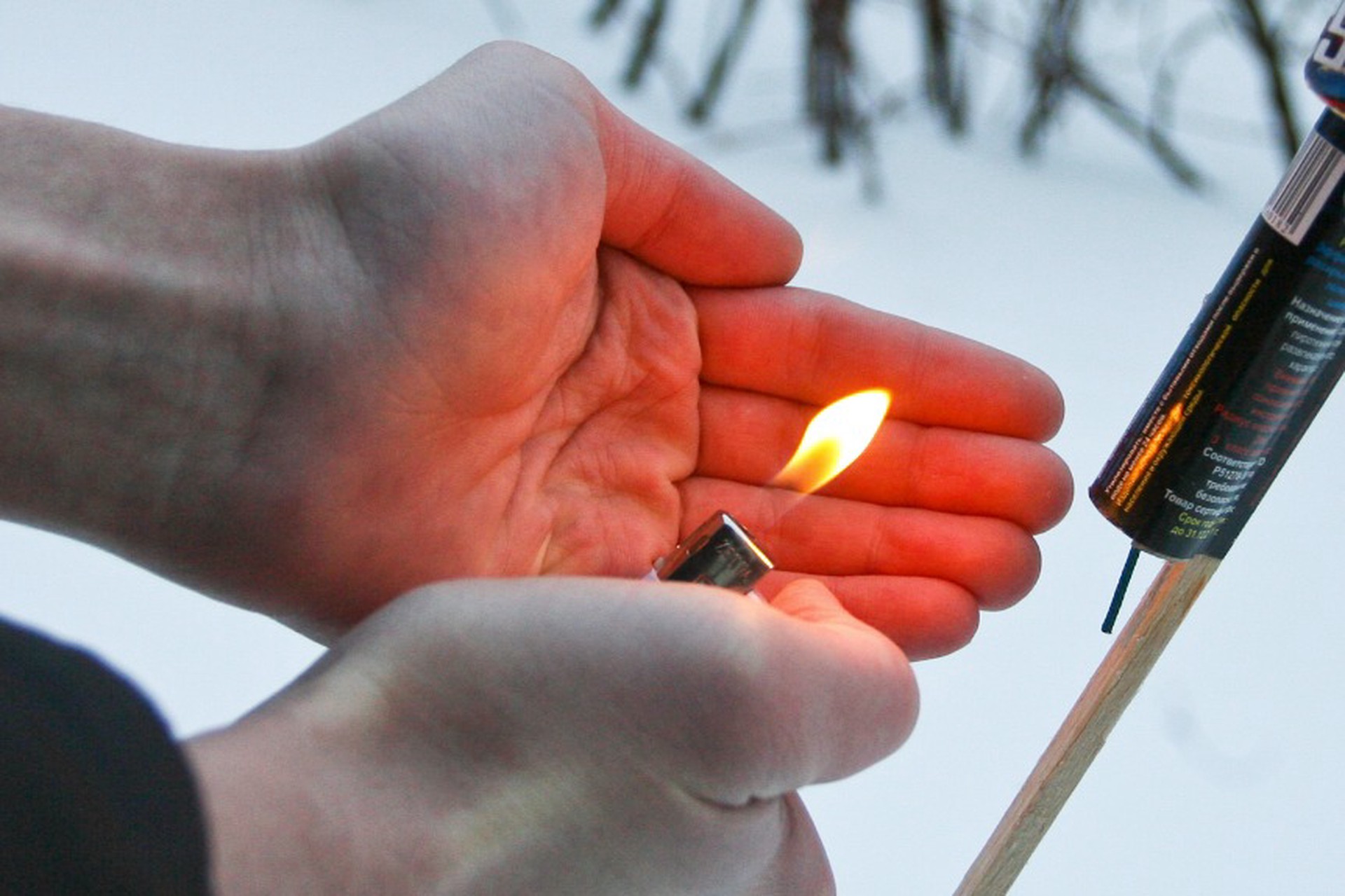 «Весь подъезд в крови»: раскрыты детали взрыва петарды школьником