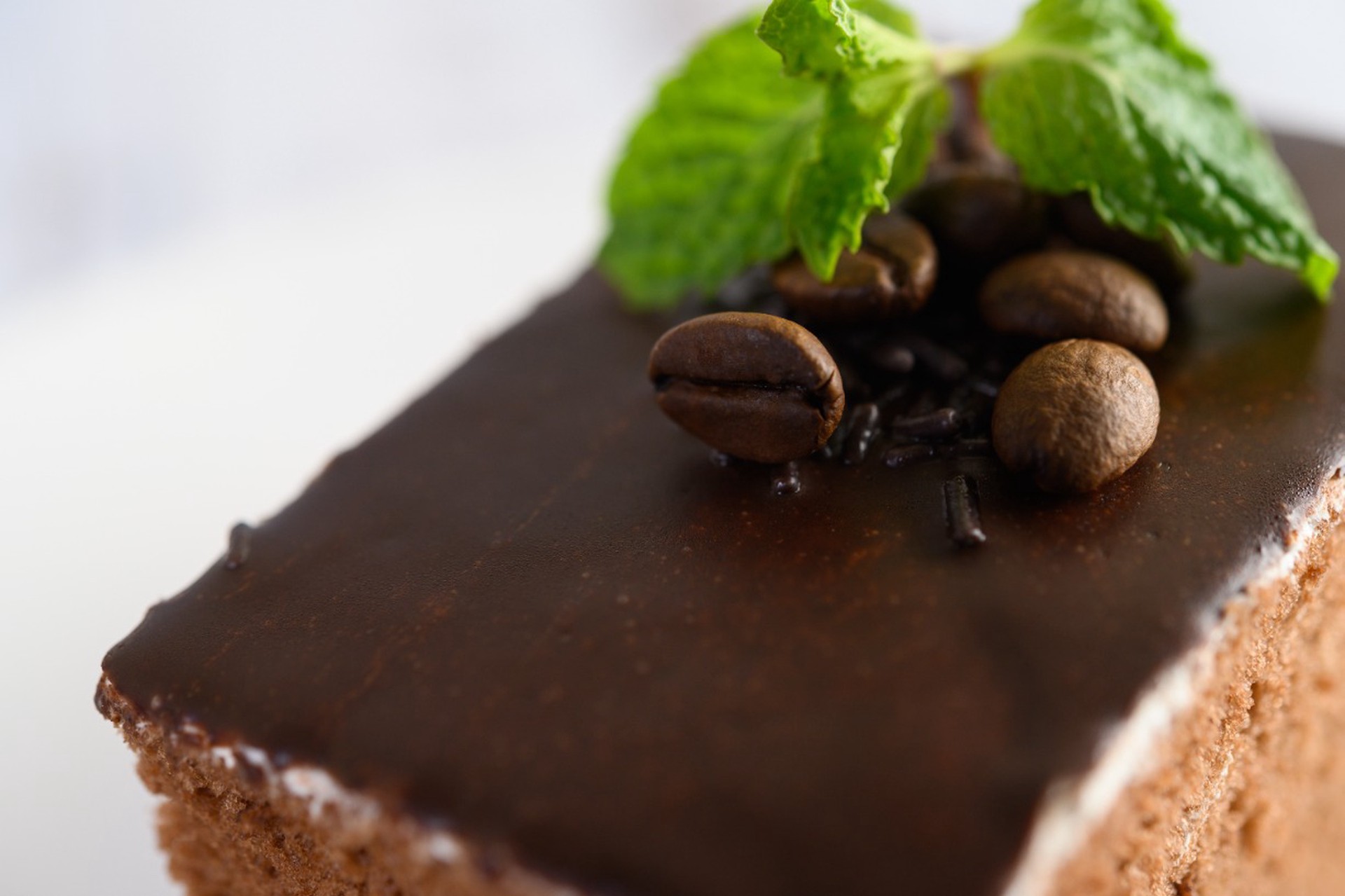 Сеть ресторанов обвинили в оскорблении верующих из-за десерта