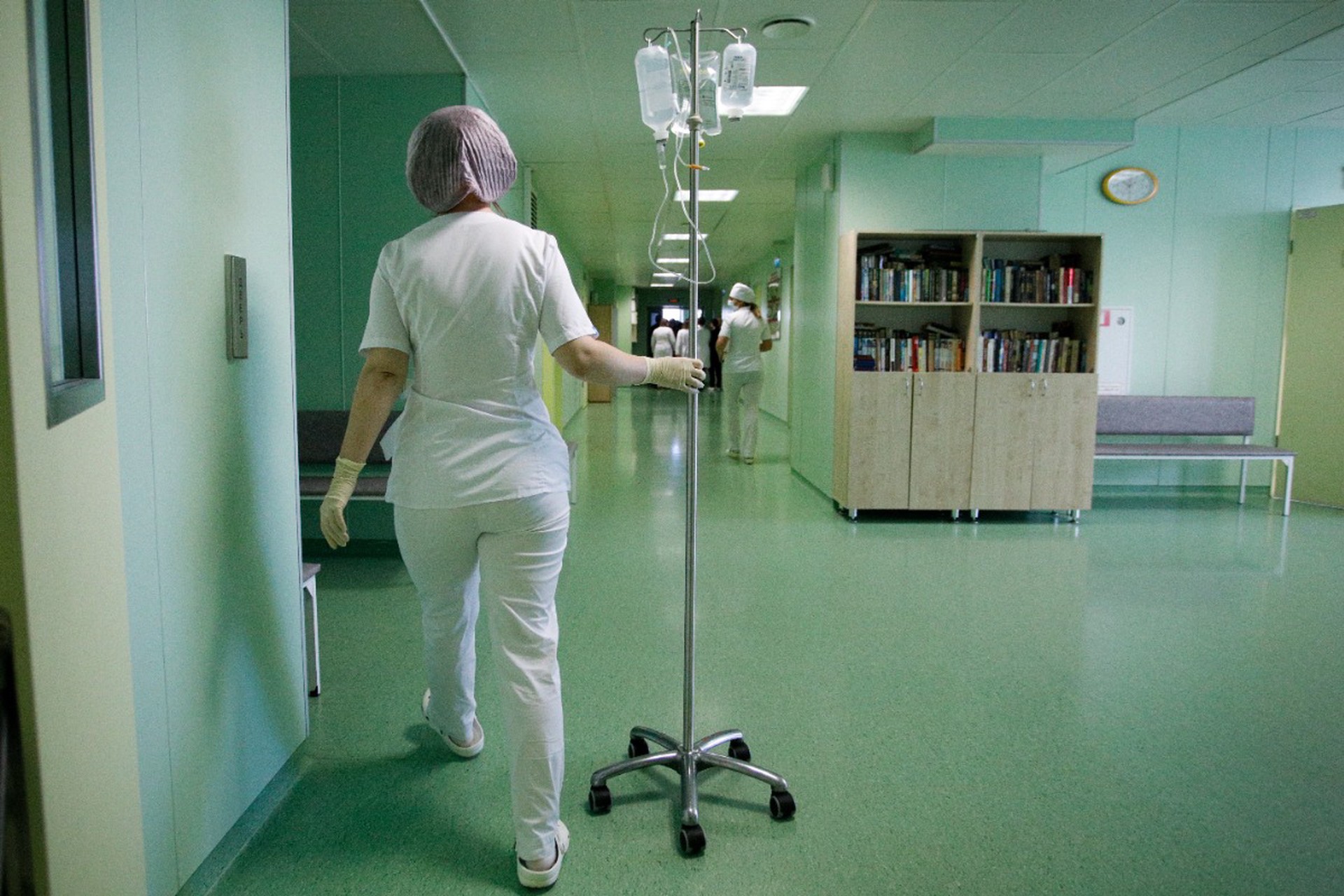 96 человек отравились в российской школе