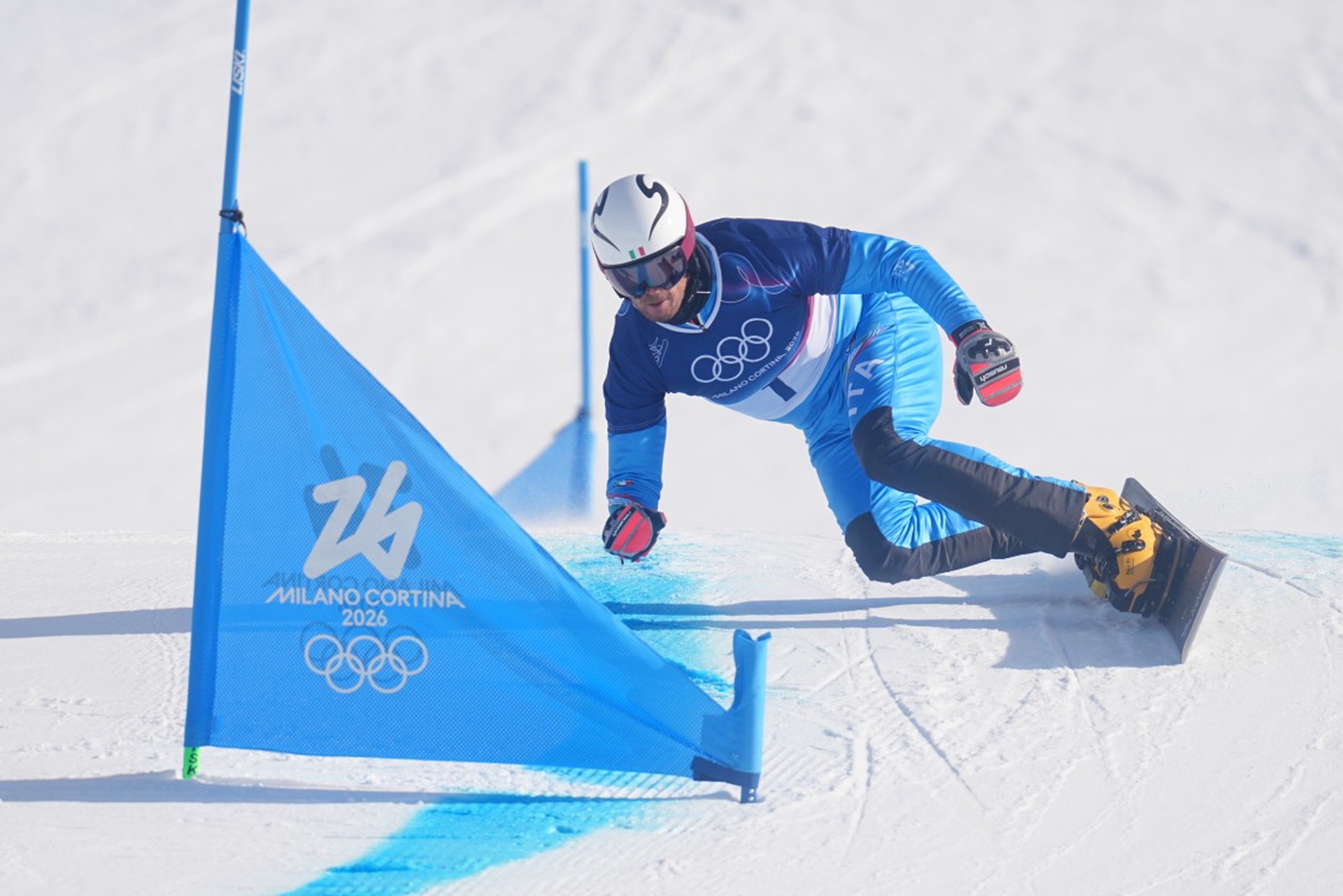 Российский флаг на шлеме итальянского сноубордиста оценили в МОК