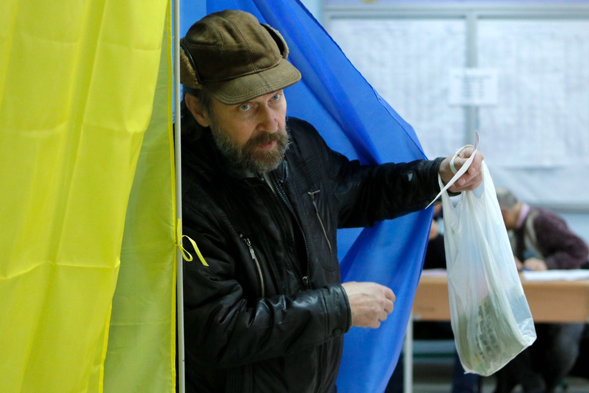 Москва готова не наносить удары в день выборов на Украине