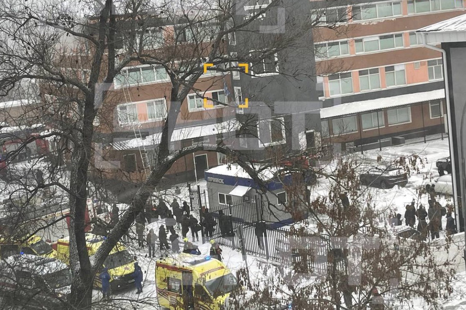 Люди выпрыгивали из окон, спасаясь во время пожара в Москве