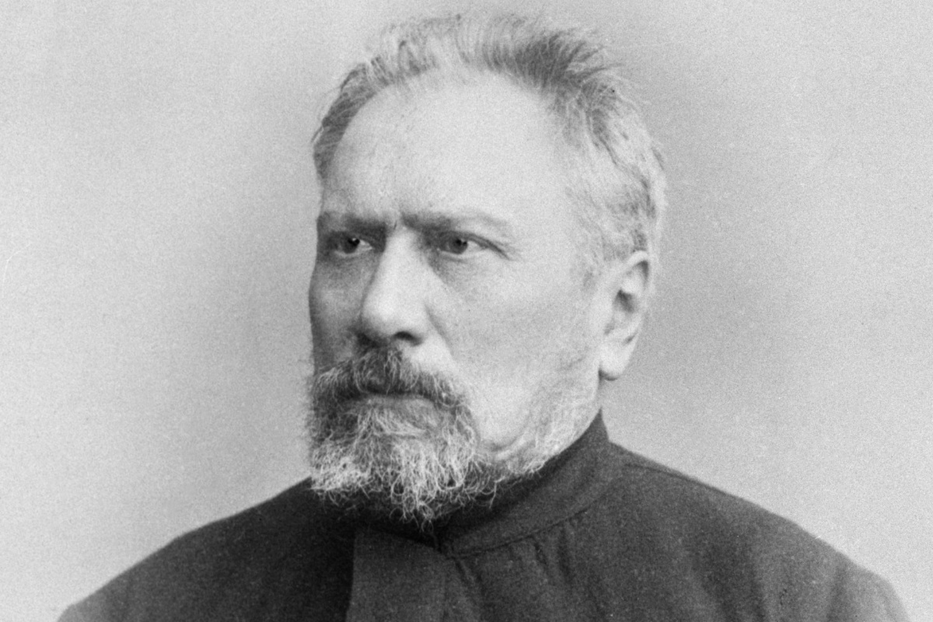 Язык из Киева уведет: почему Николай Лесков так и остался недопонятым